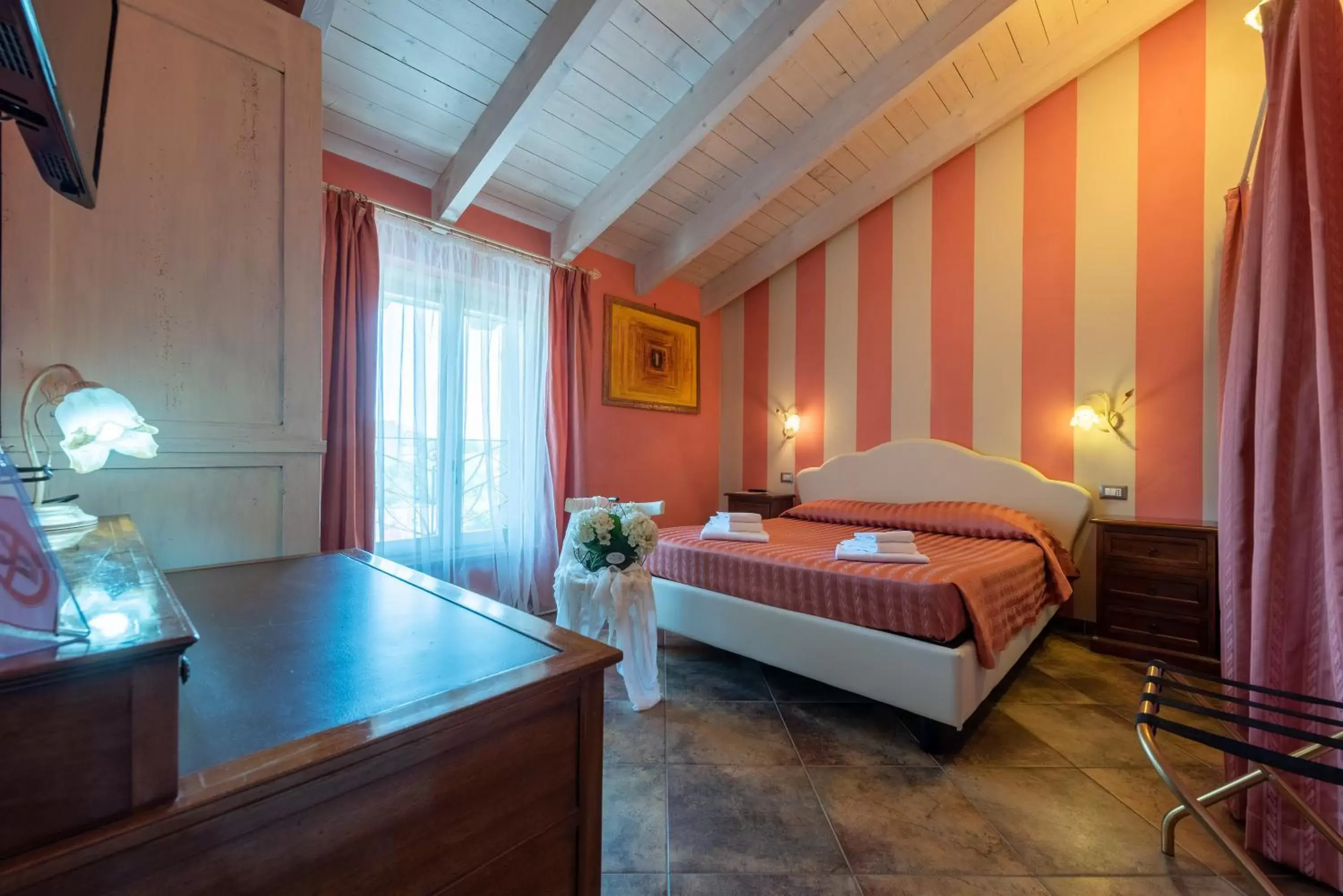 Photo of the whole room, Bed in Villa Mery