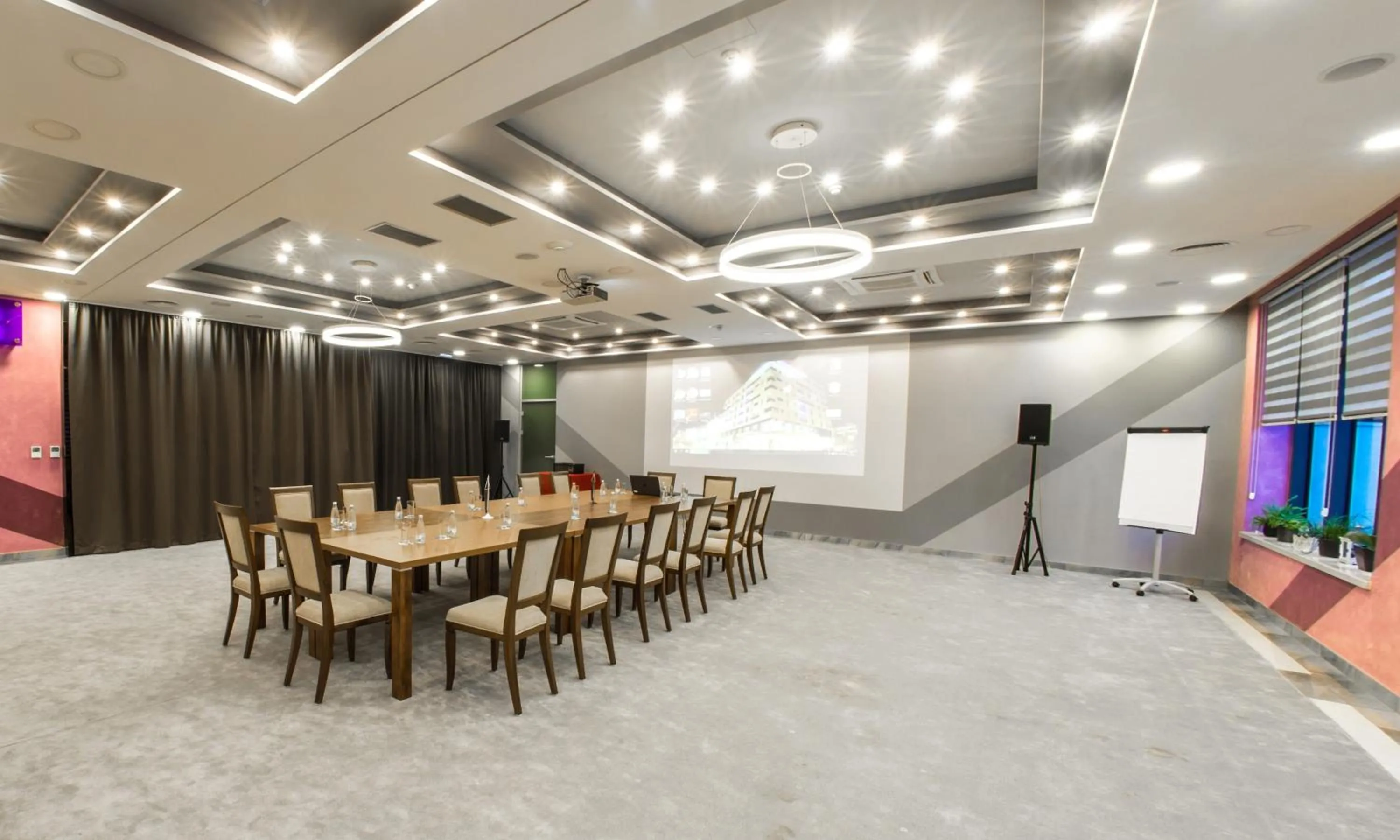 Business facilities in Hotel Mostar