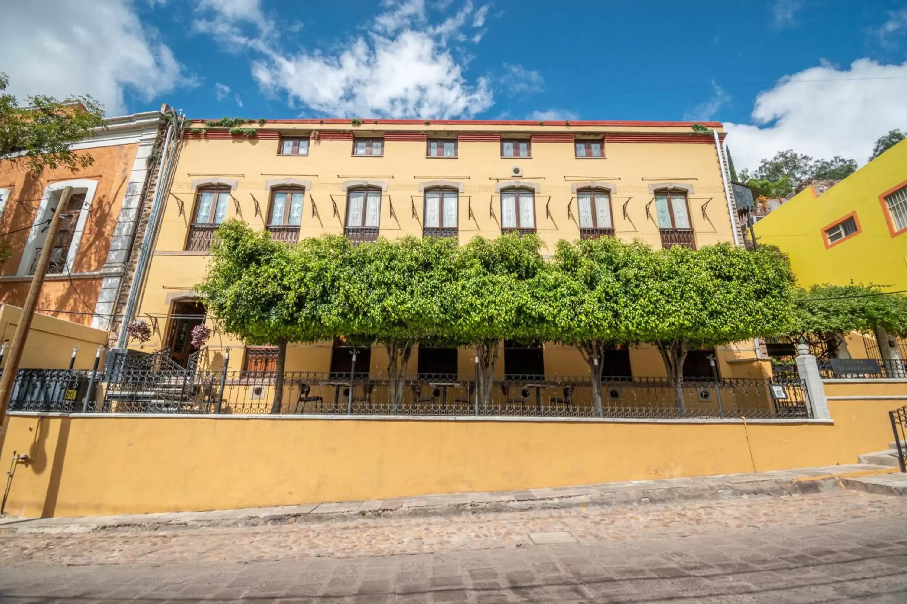 Property Building in Quinta Las Acacias Hotel Boutique