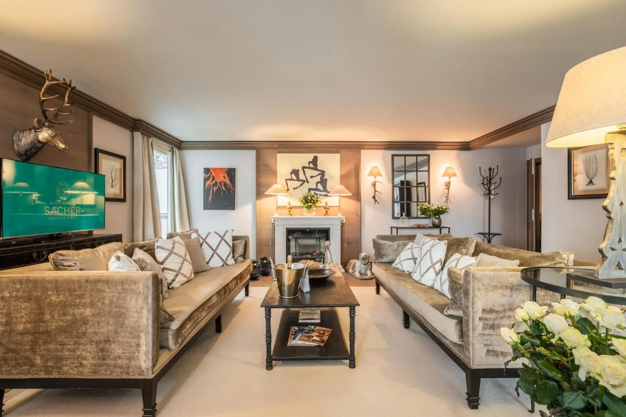 Living room, Seating Area in Astoria Resort