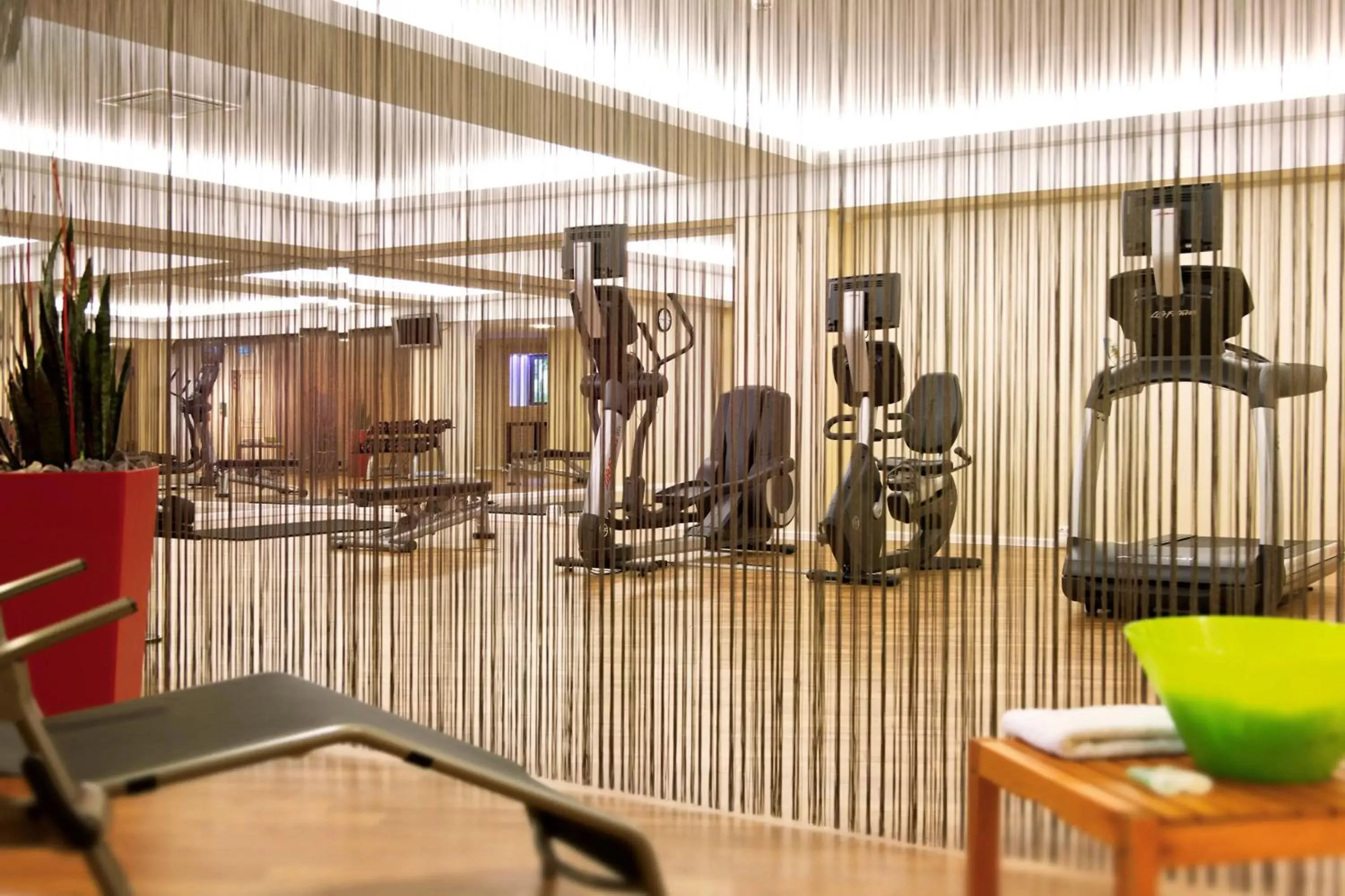 Fitness centre/facilities, Fitness Center/Facilities in Courtyard by Marriott Düsseldorf Seestern