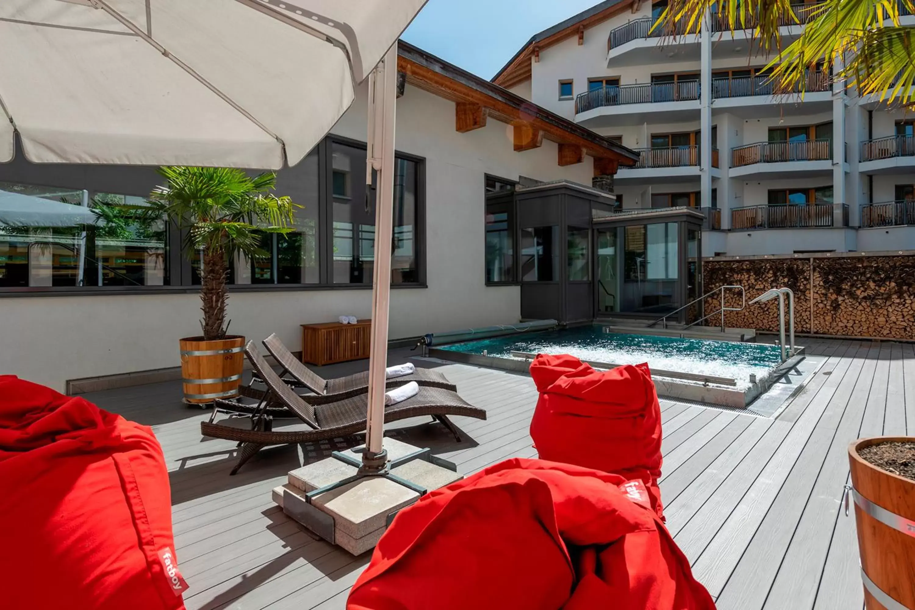 Balcony/Terrace, Swimming Pool in Hotel Schweizerhof Lenzerheide