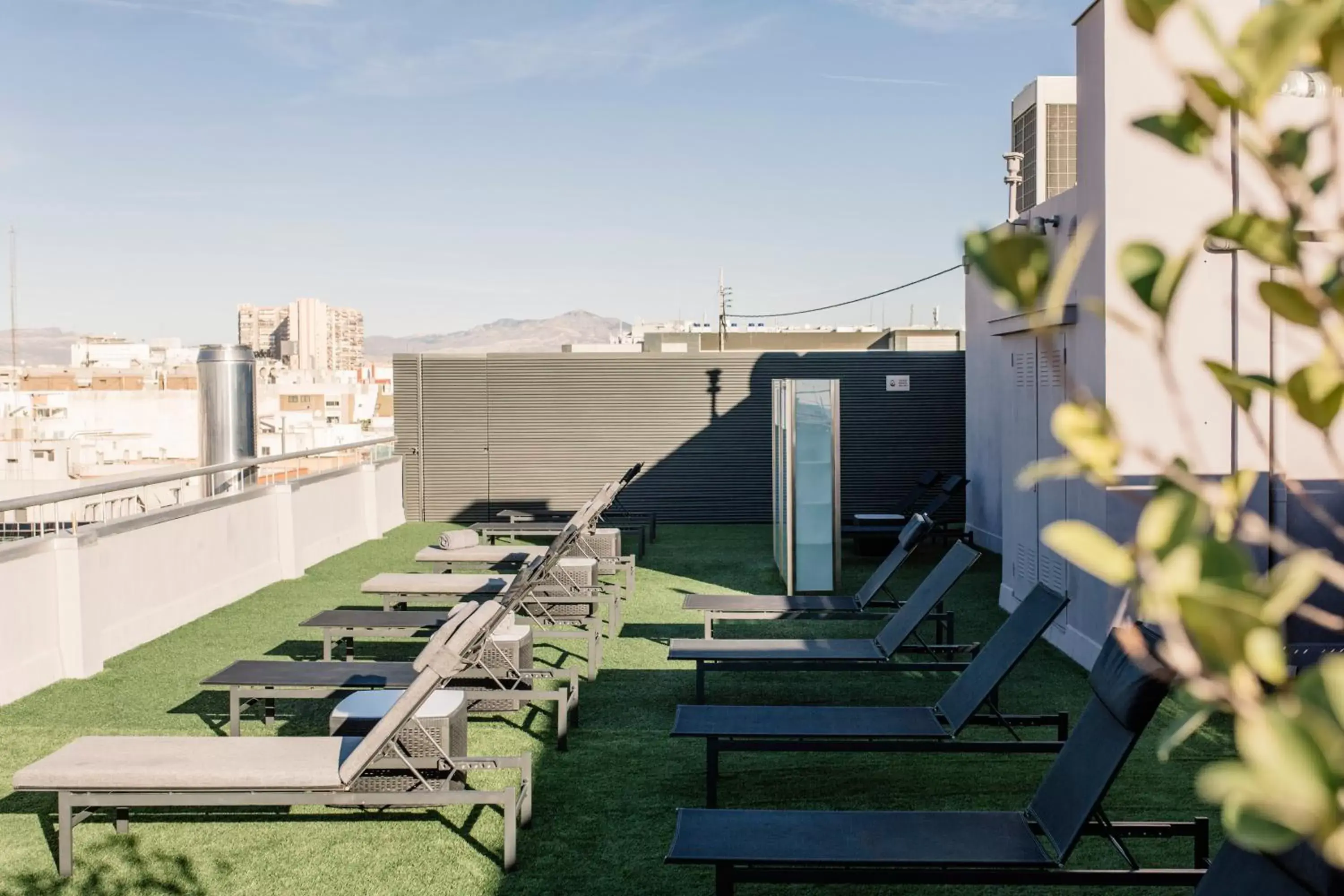 Solarium in Eurostars Centrum Alicante