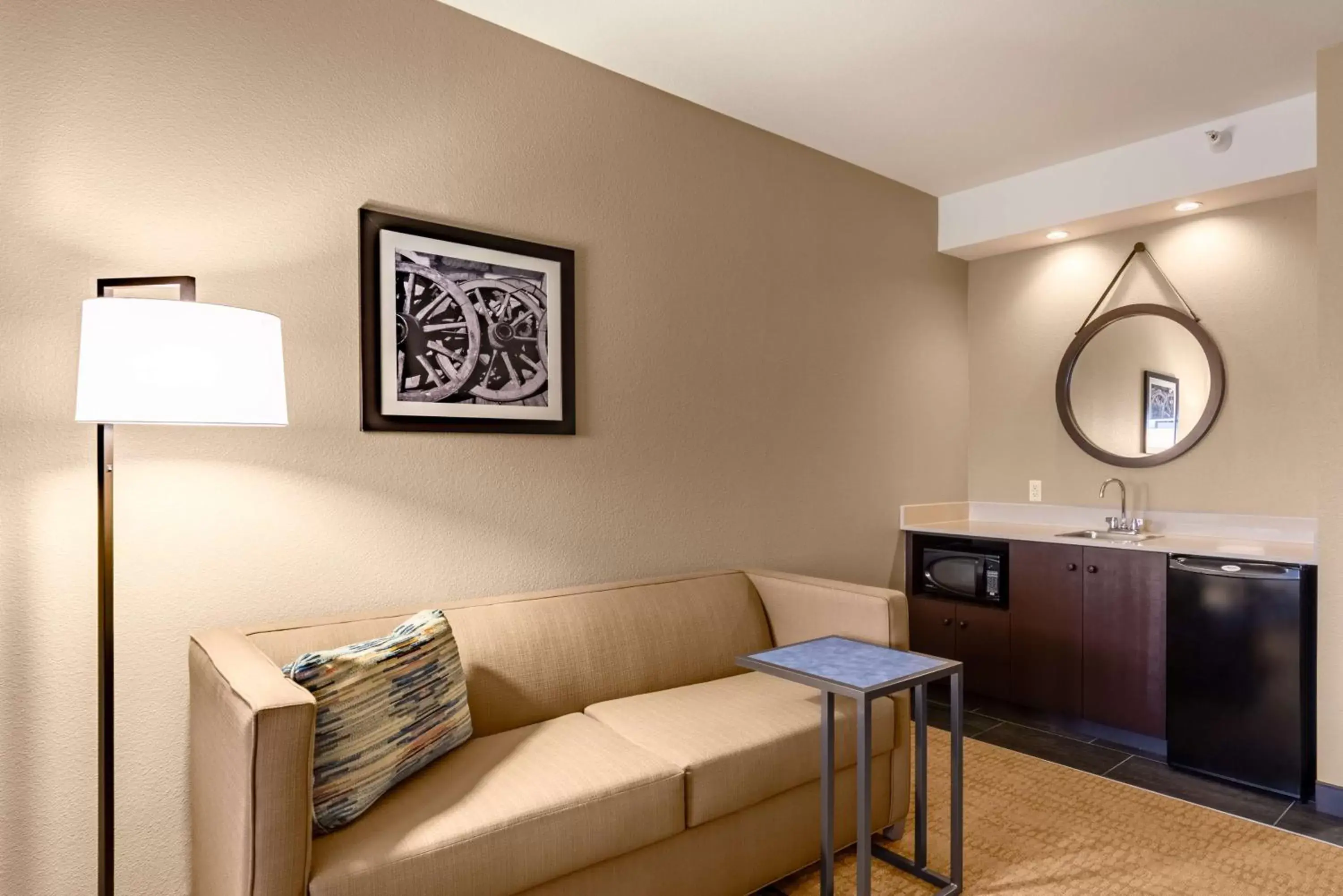 Living room, Seating Area in Hampton Inn Laramie