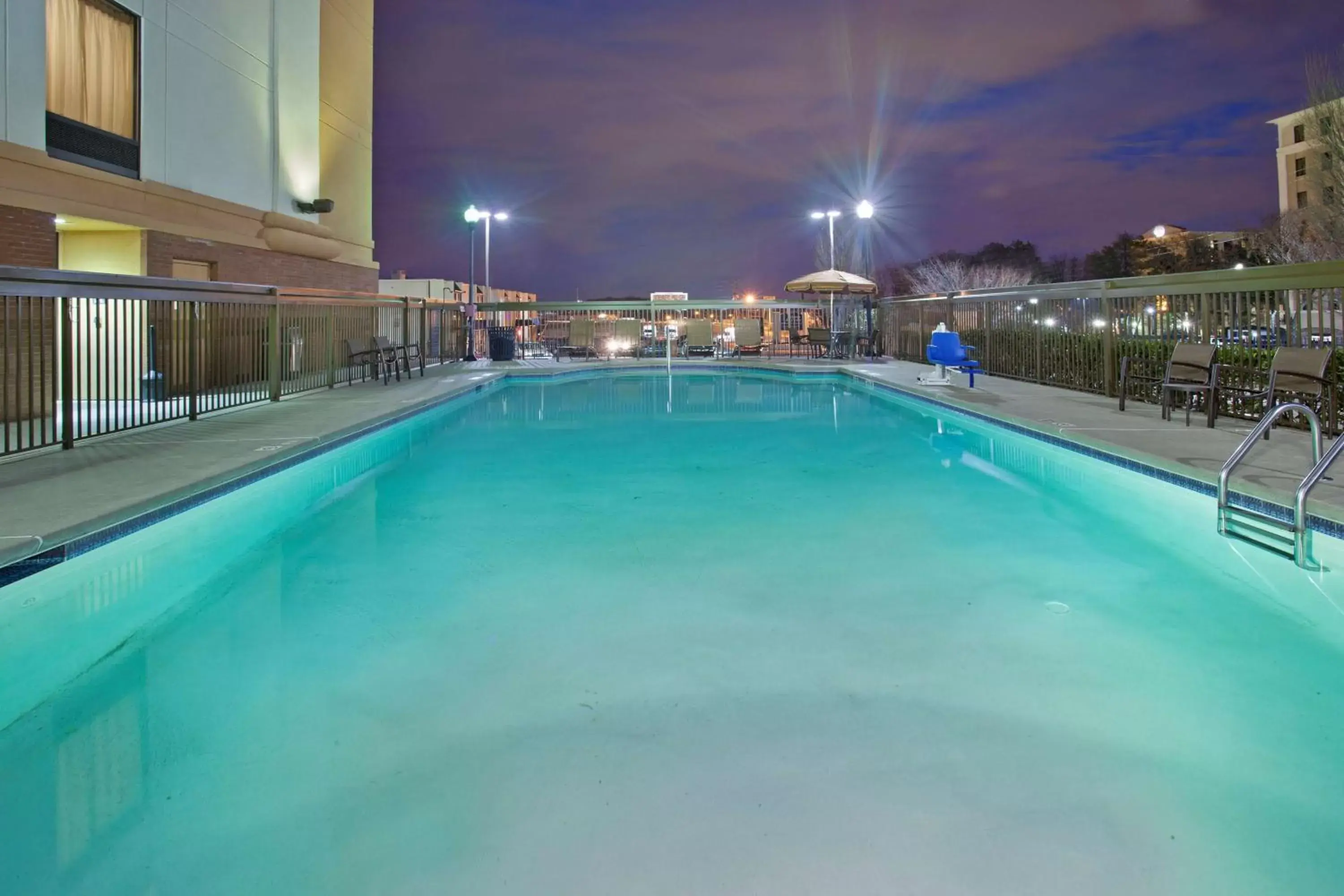 On site, Swimming Pool in Hyatt Place Atlanta Airport North