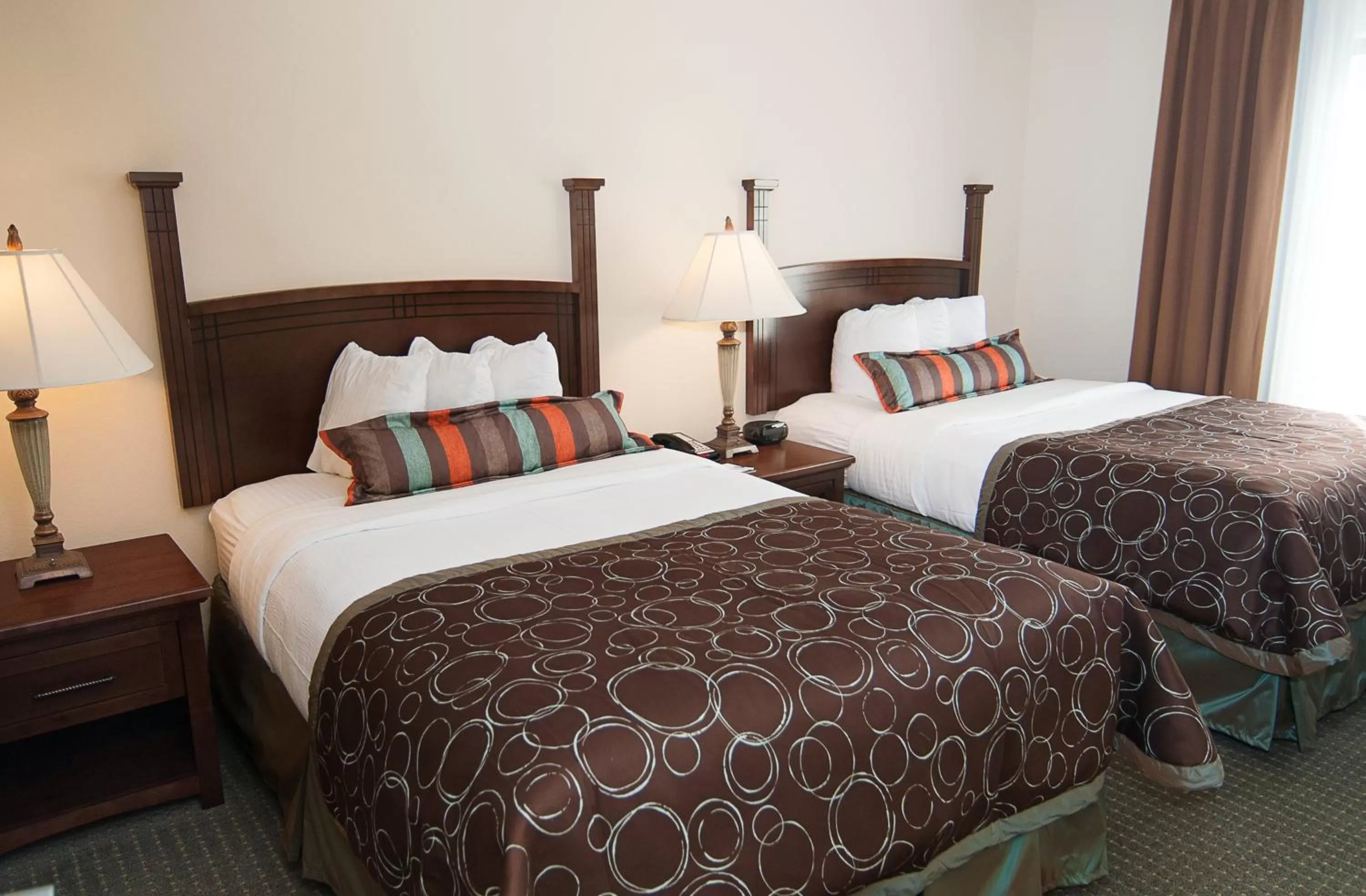 Photo of the whole room, Bed in Staybridge Suites Wichita by IHG