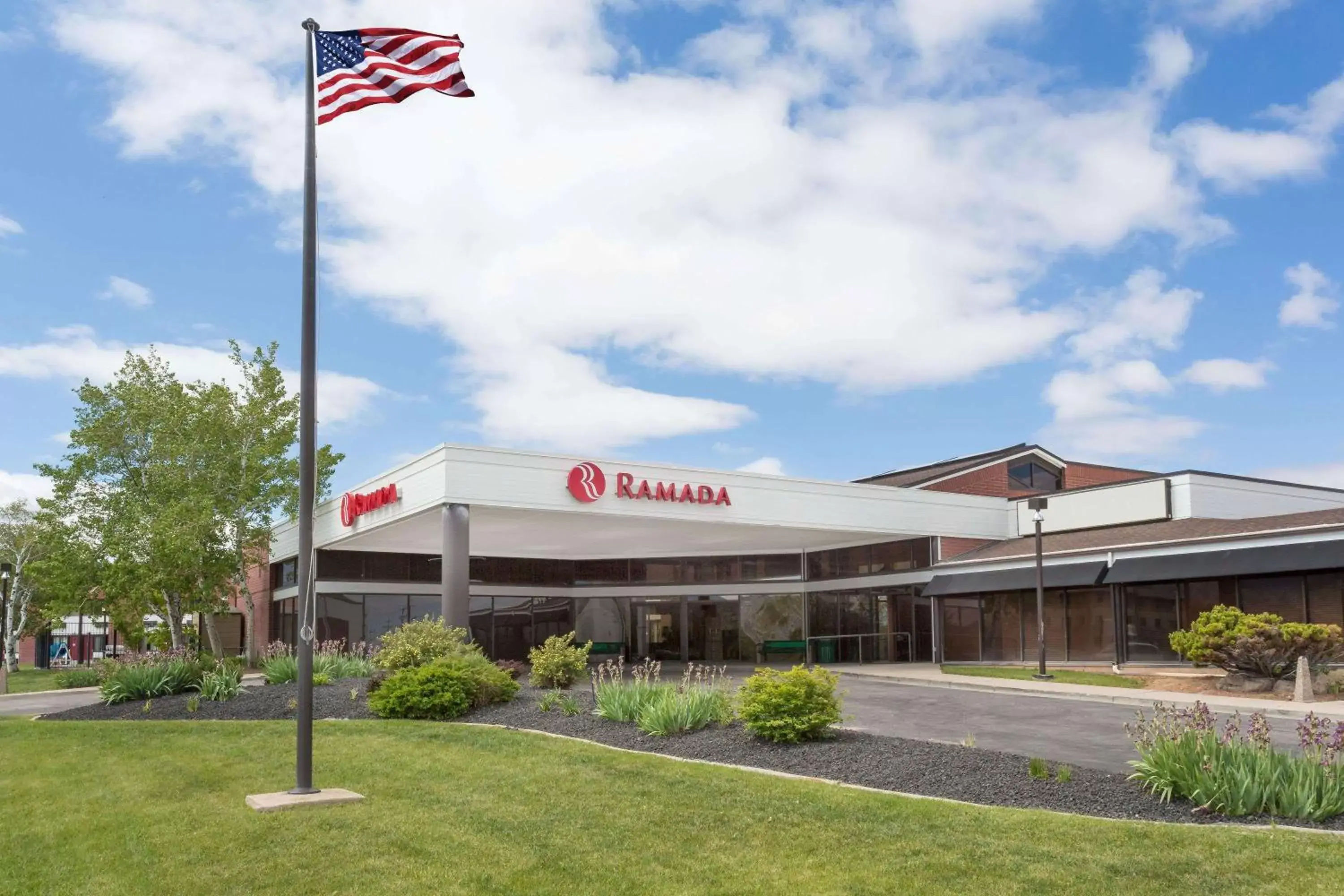 Property building in Ramada by Wyndham Cedar City Property building in Ramada by Wyndham Cedar City