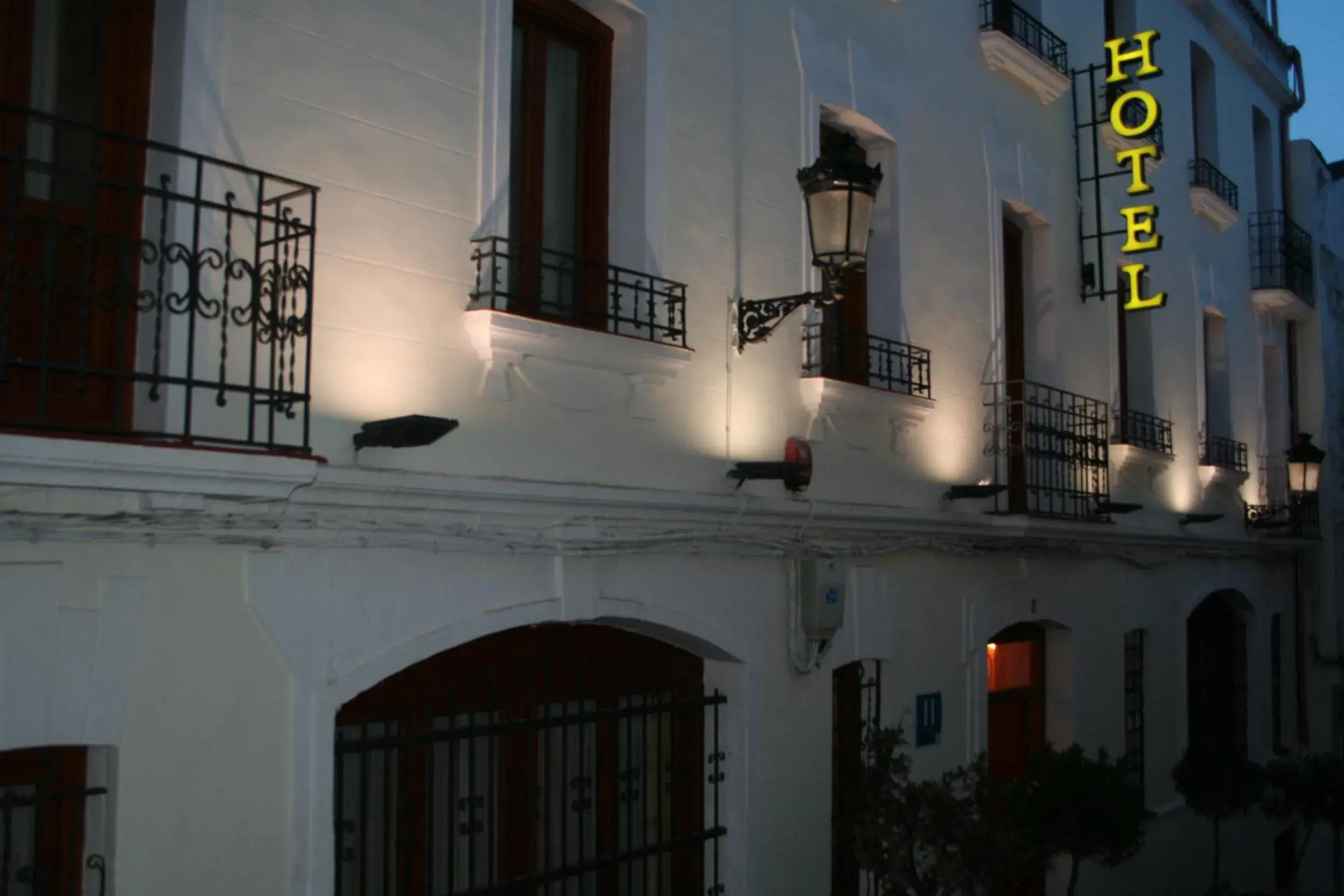 Facade/entrance, Property Building in Hotel Castilla