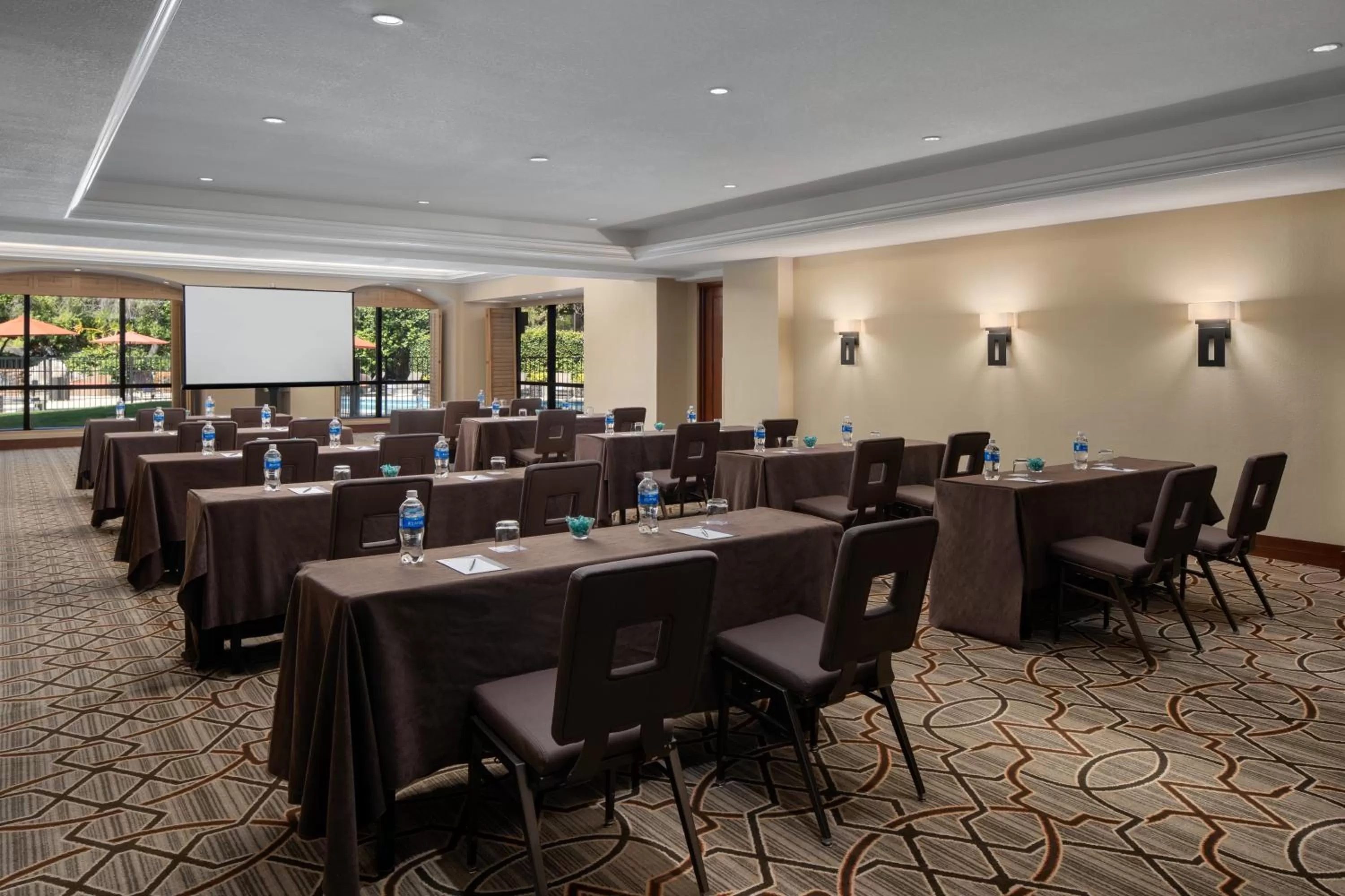 Business facilities in Hyatt Regency Westlake