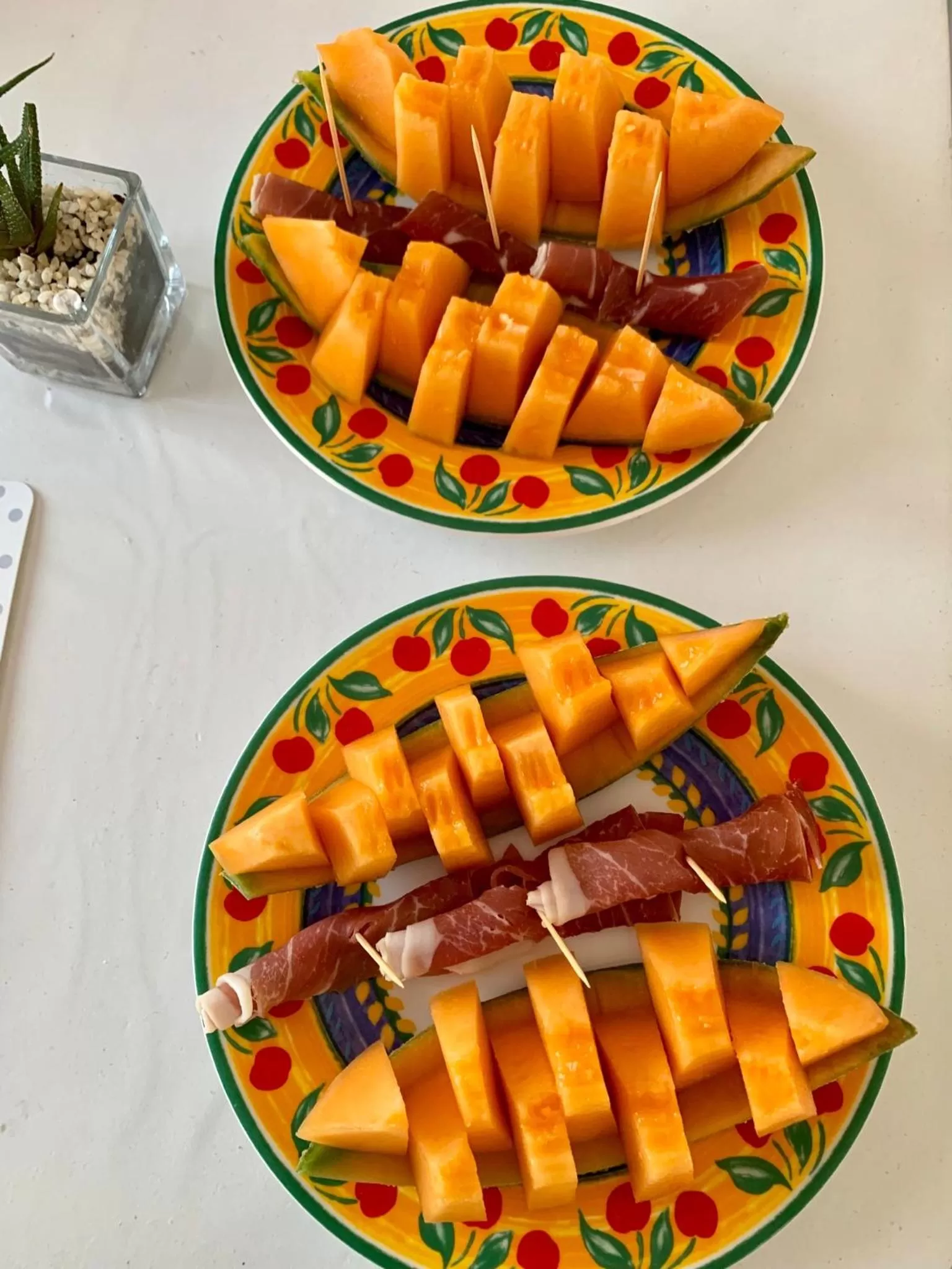 Food and drinks in Aux 2 lots