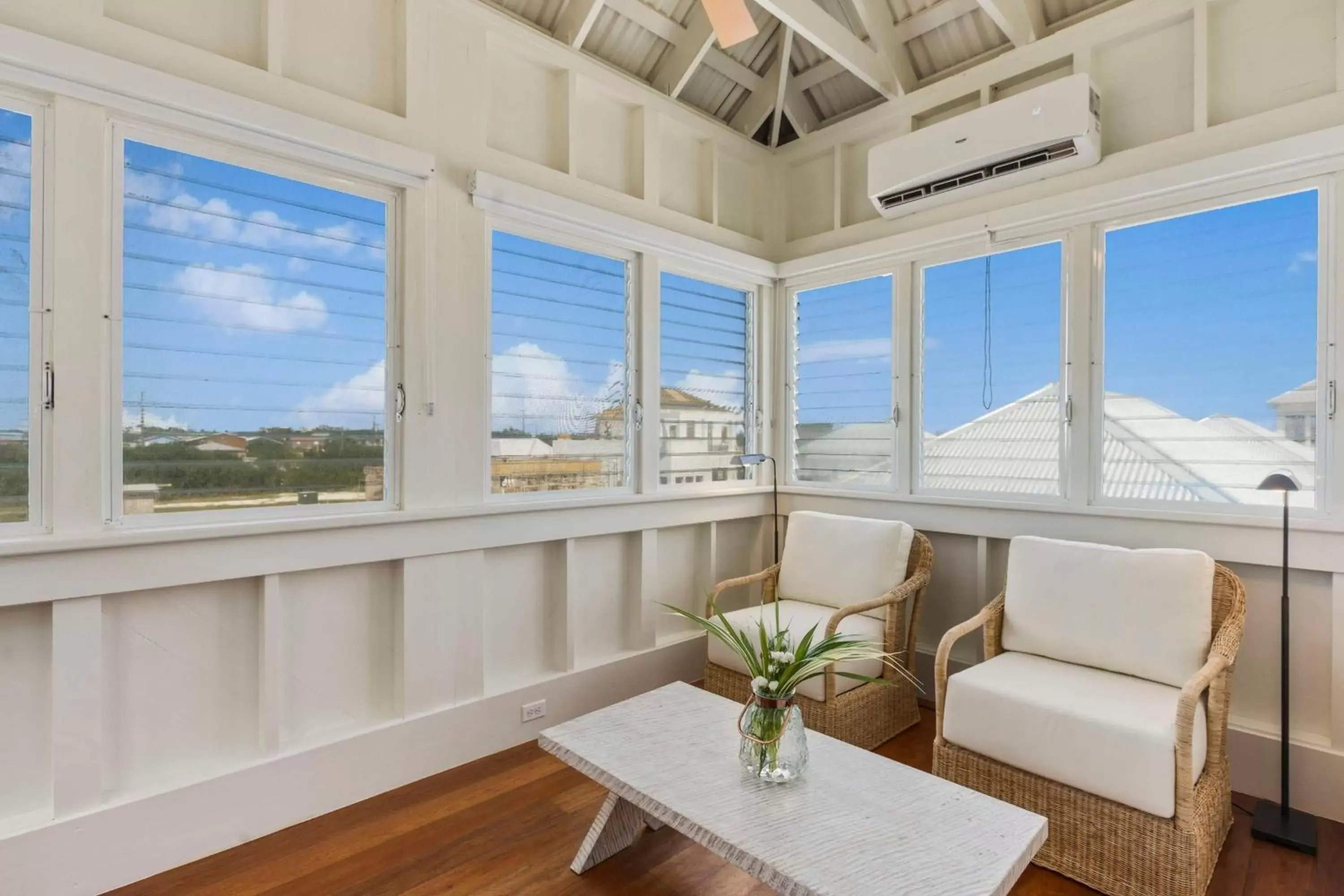 Living room in Mahogany Bay Resort and Beach Club, Curio Collection