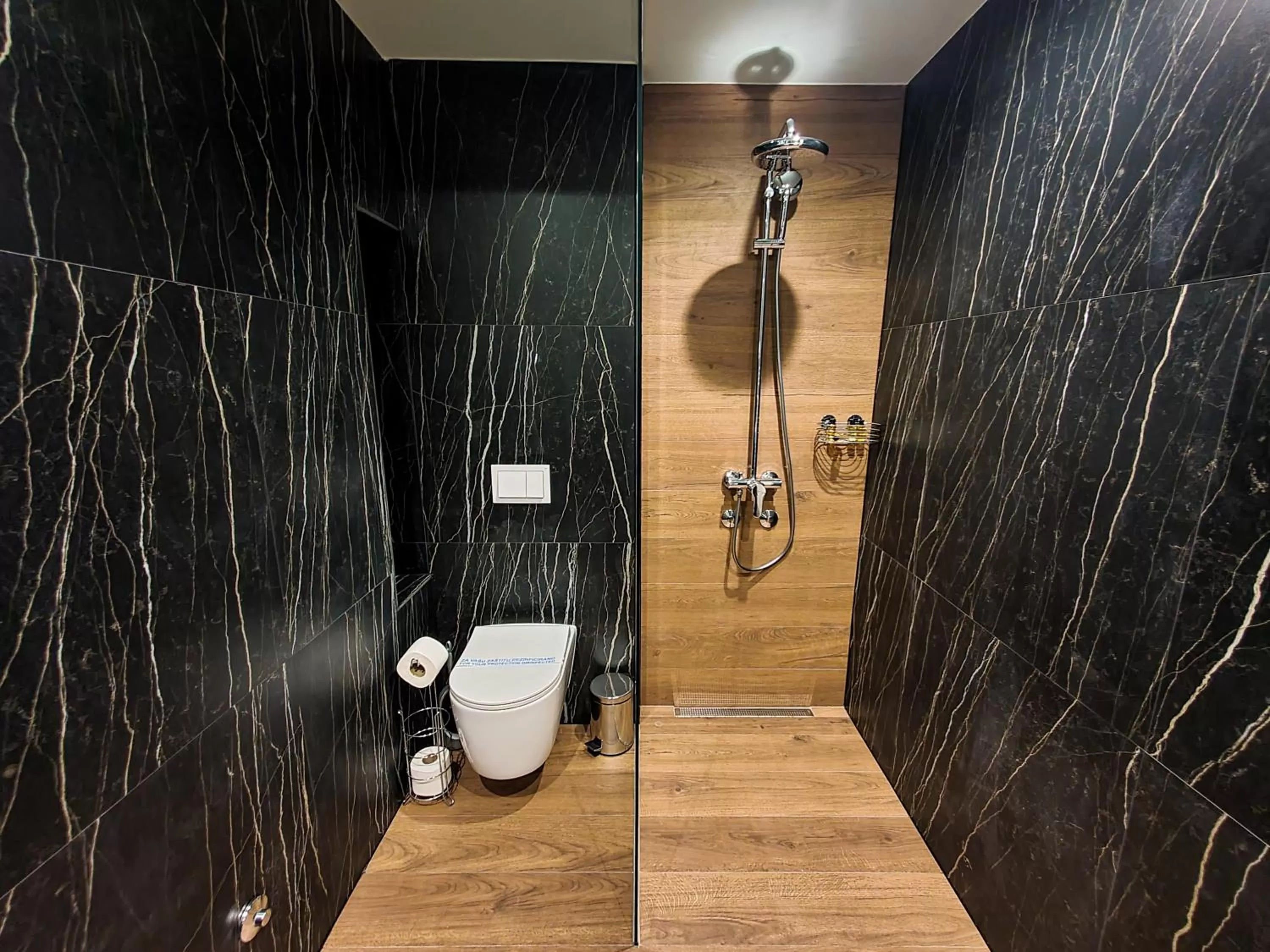 Toilet in Hotel City Code