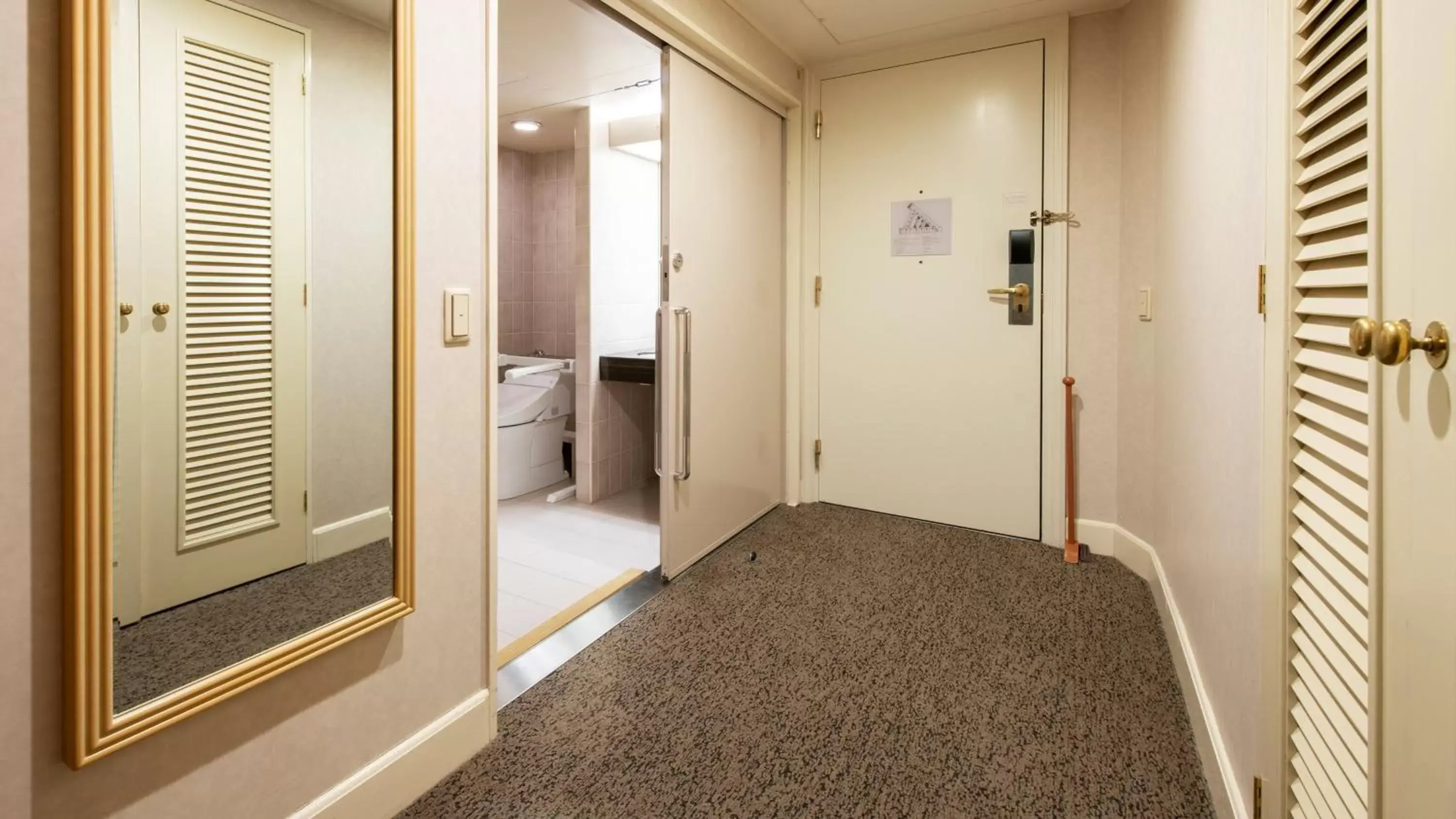 Photo of the whole room, Bathroom in InterContinental Yokohama Grand, an IHG Hotel