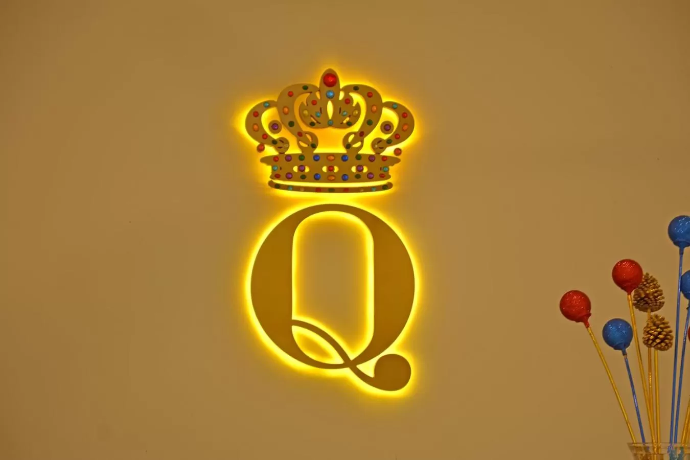 Property logo or sign in Negombo New Queen's Palace