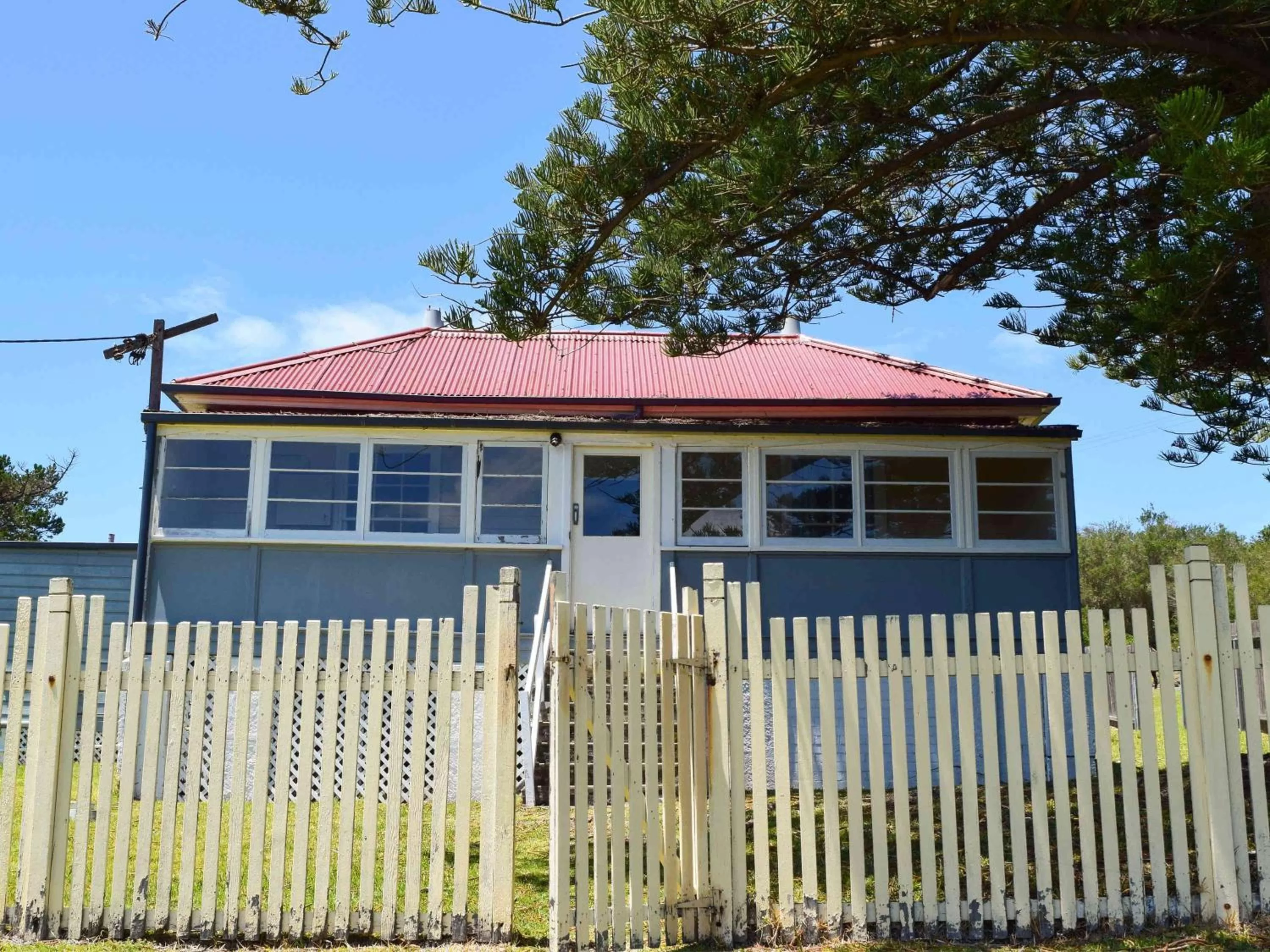 Photo of the whole room in Q Station