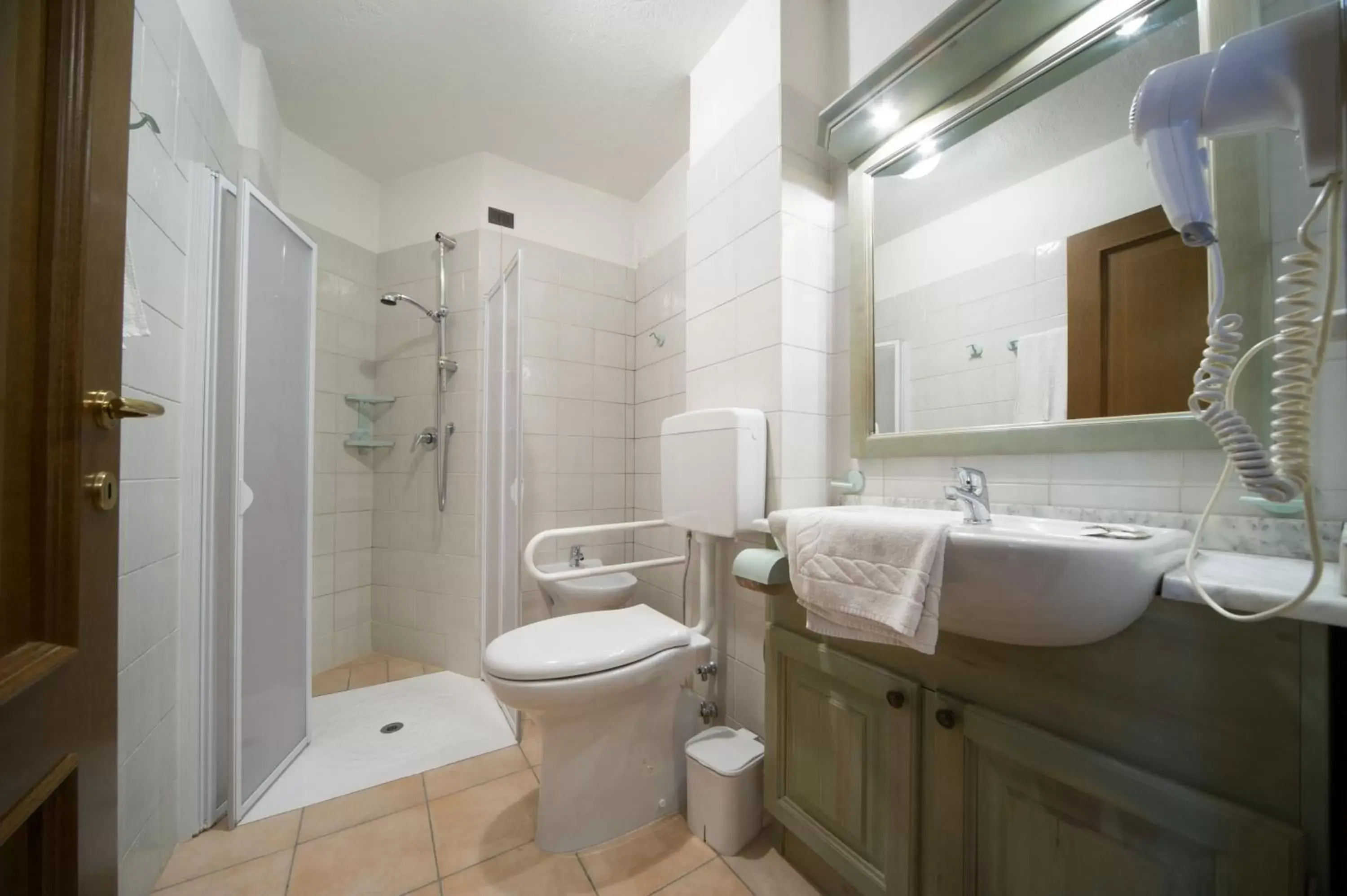 Bathroom in Residence Villa Frejus