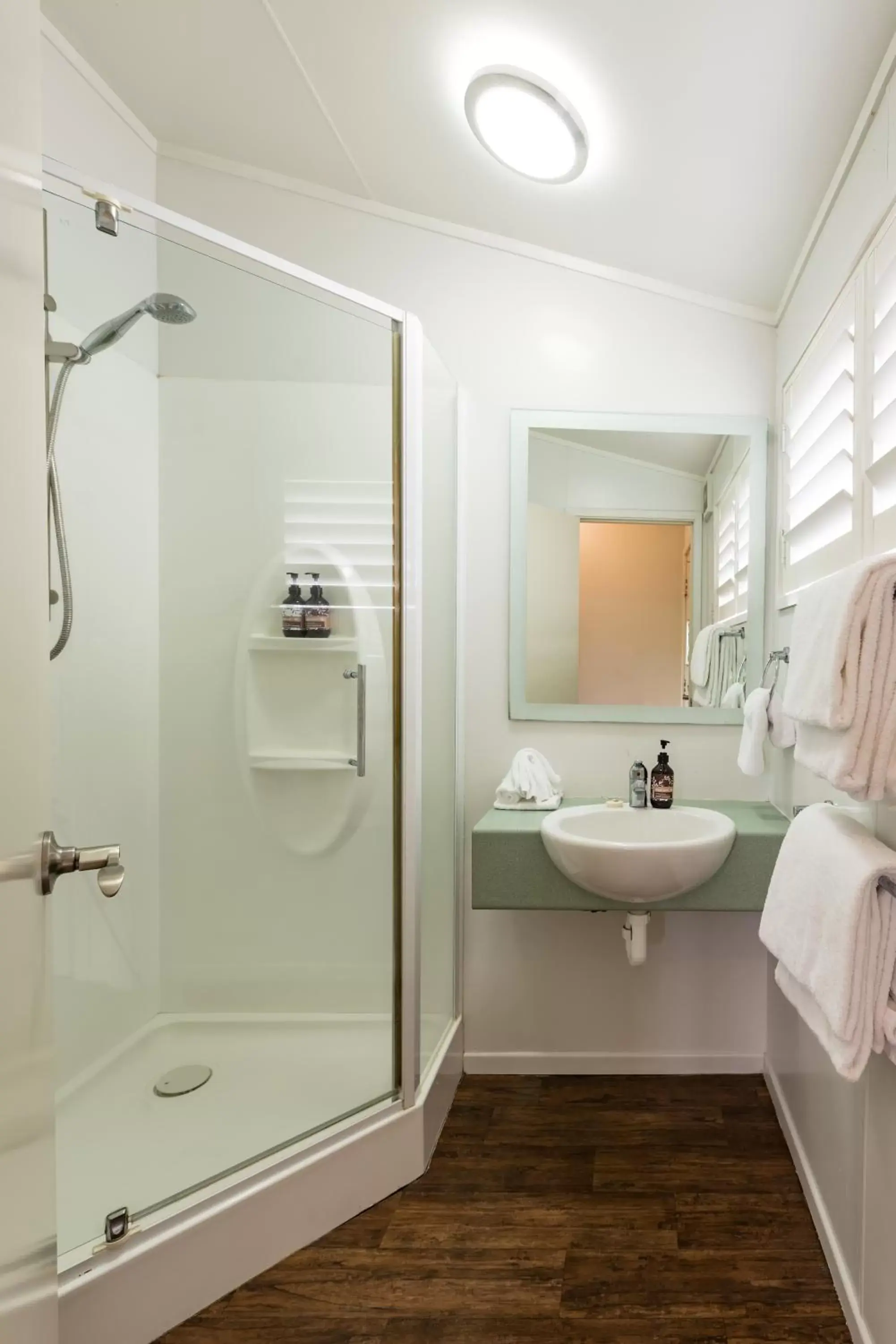 Bathroom in Suncourt Hotel & Conference Centre