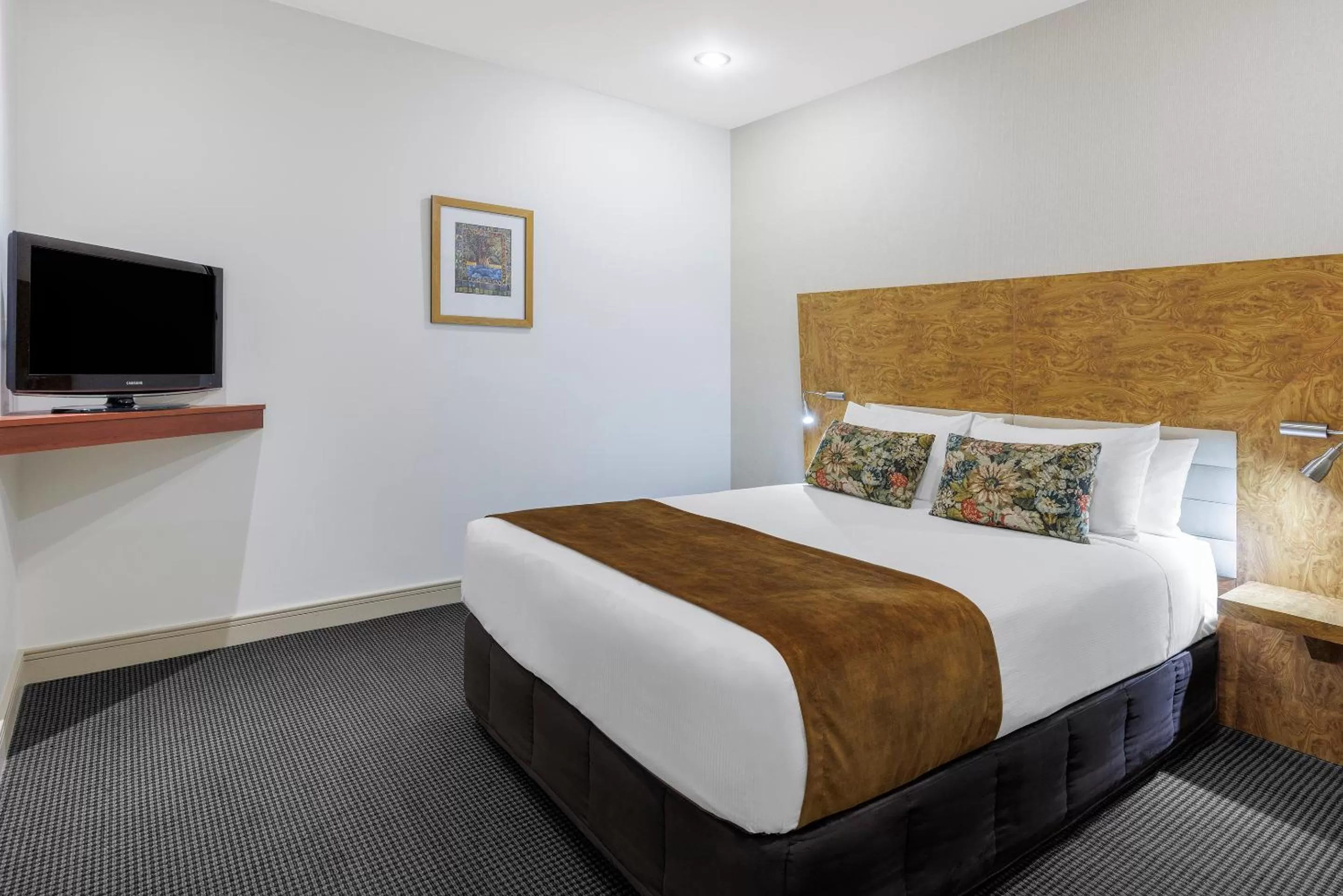 Bedroom, Bed in CityLife Wellington