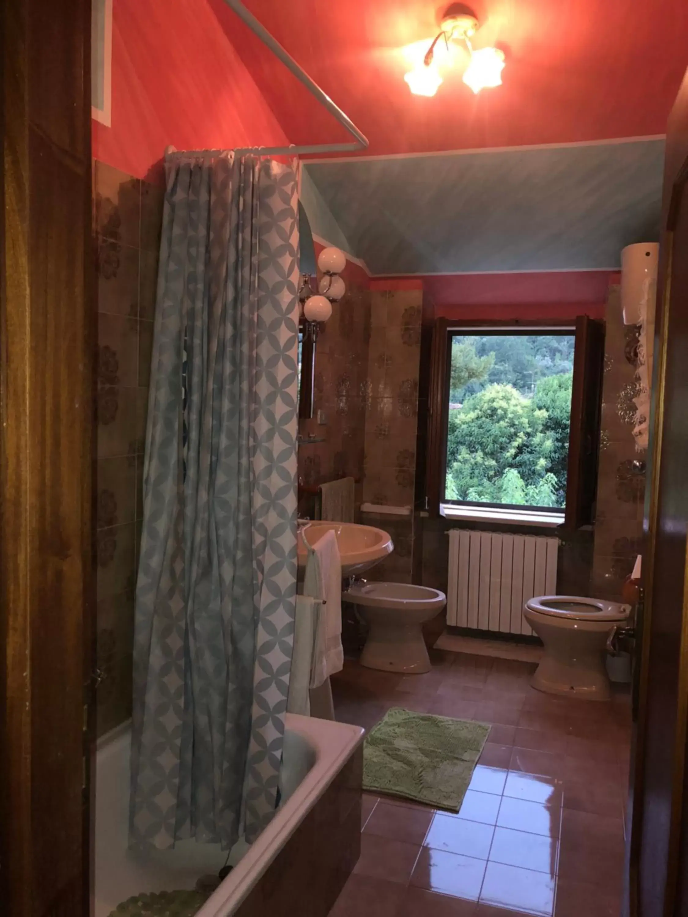 Bathroom in Bed and Breakfast IL CAVALIERE