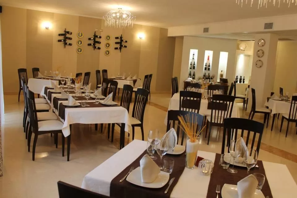 Restaurant/Places to Eat in Hotel Agri Resort "Agorà"