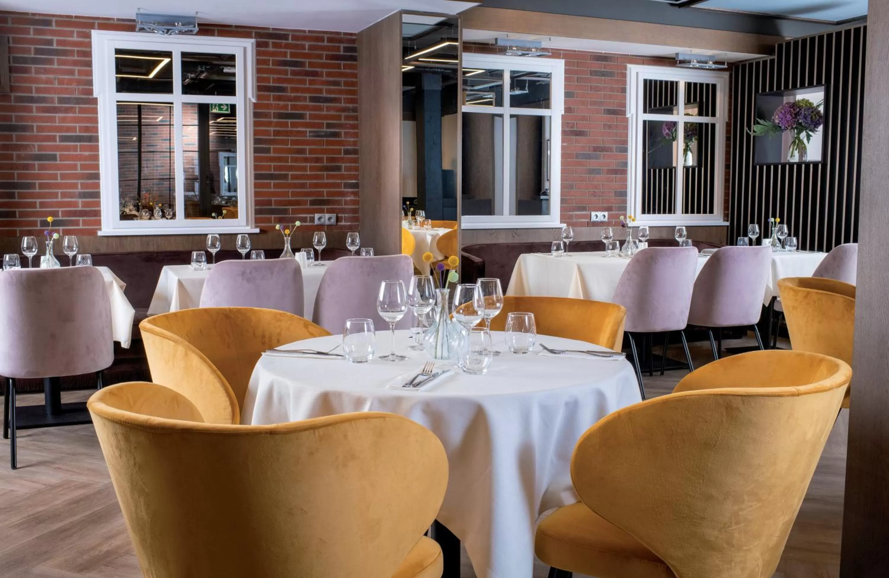 Restaurant/places to eat in Leonardo Boutique Hotel Krakow Old Town