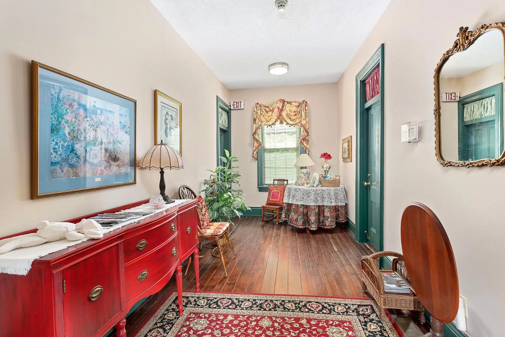 Bed in Spencer House Inn