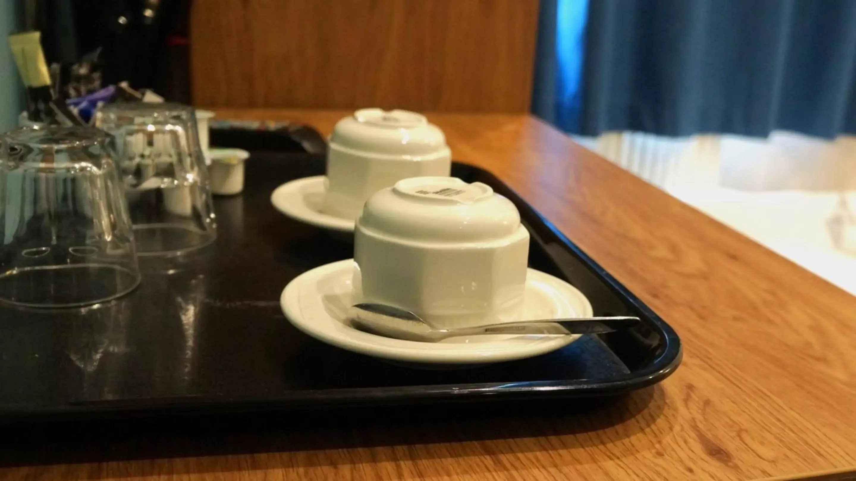 Coffee/tea facilities in OYO Oban Hotel