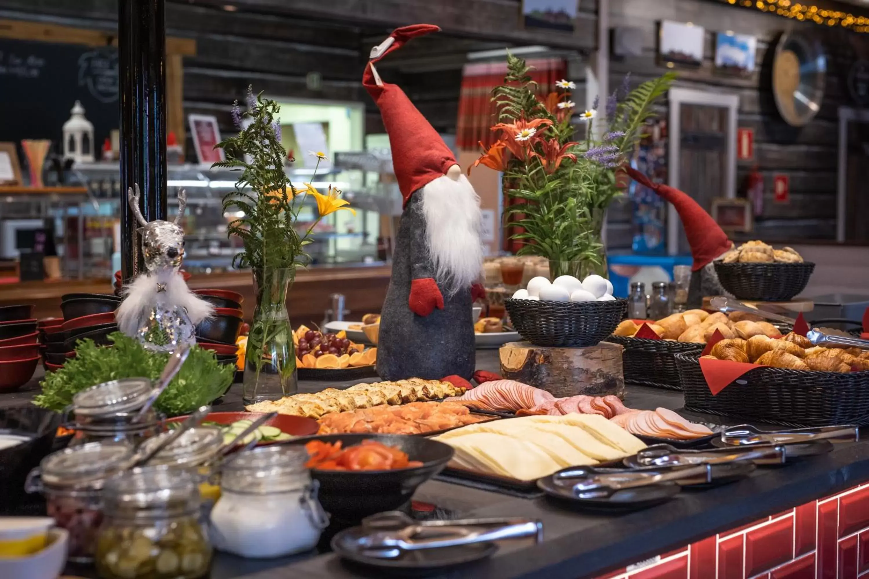 Restaurant/places to eat in Santa Claus Holiday Village Restaurant/places to eat in Santa Claus Holiday Village