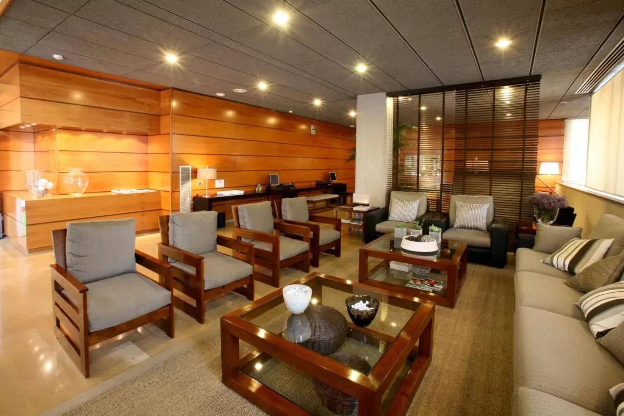 Lobby or reception in Hotel Granollers Lobby or reception in Hotel Granollers