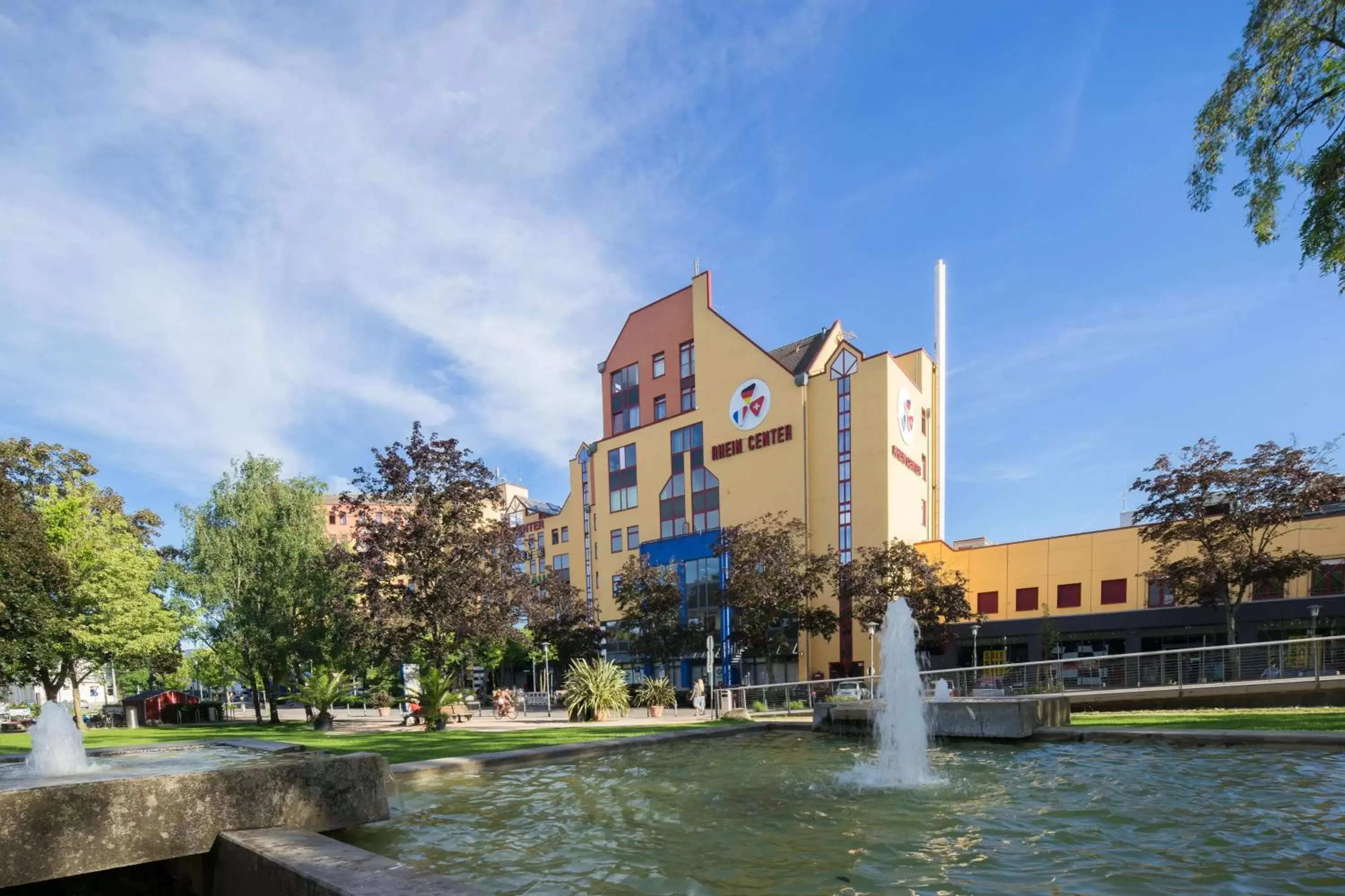 Property Building in Best Western Hotel Dreiländerbrücke Weil am Rhein / Basel