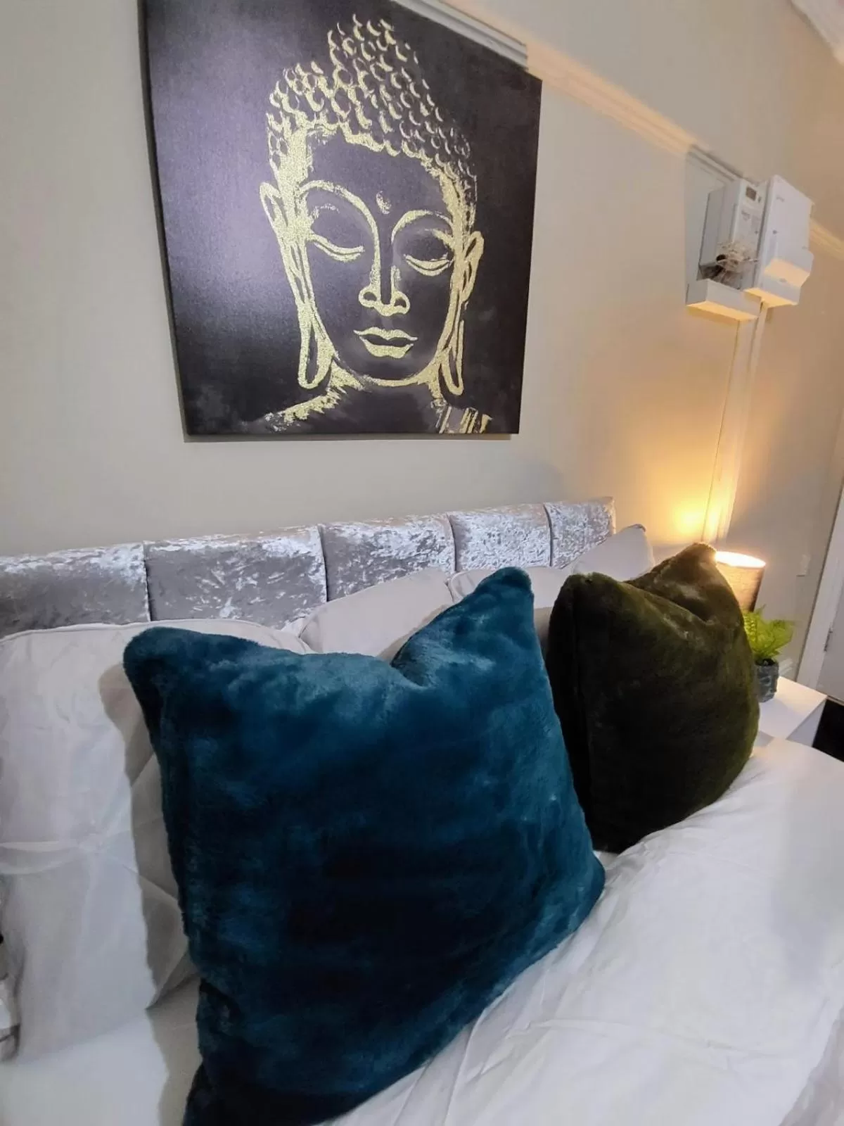 Decorative detail in Easy Living Nottingham - Burns Street