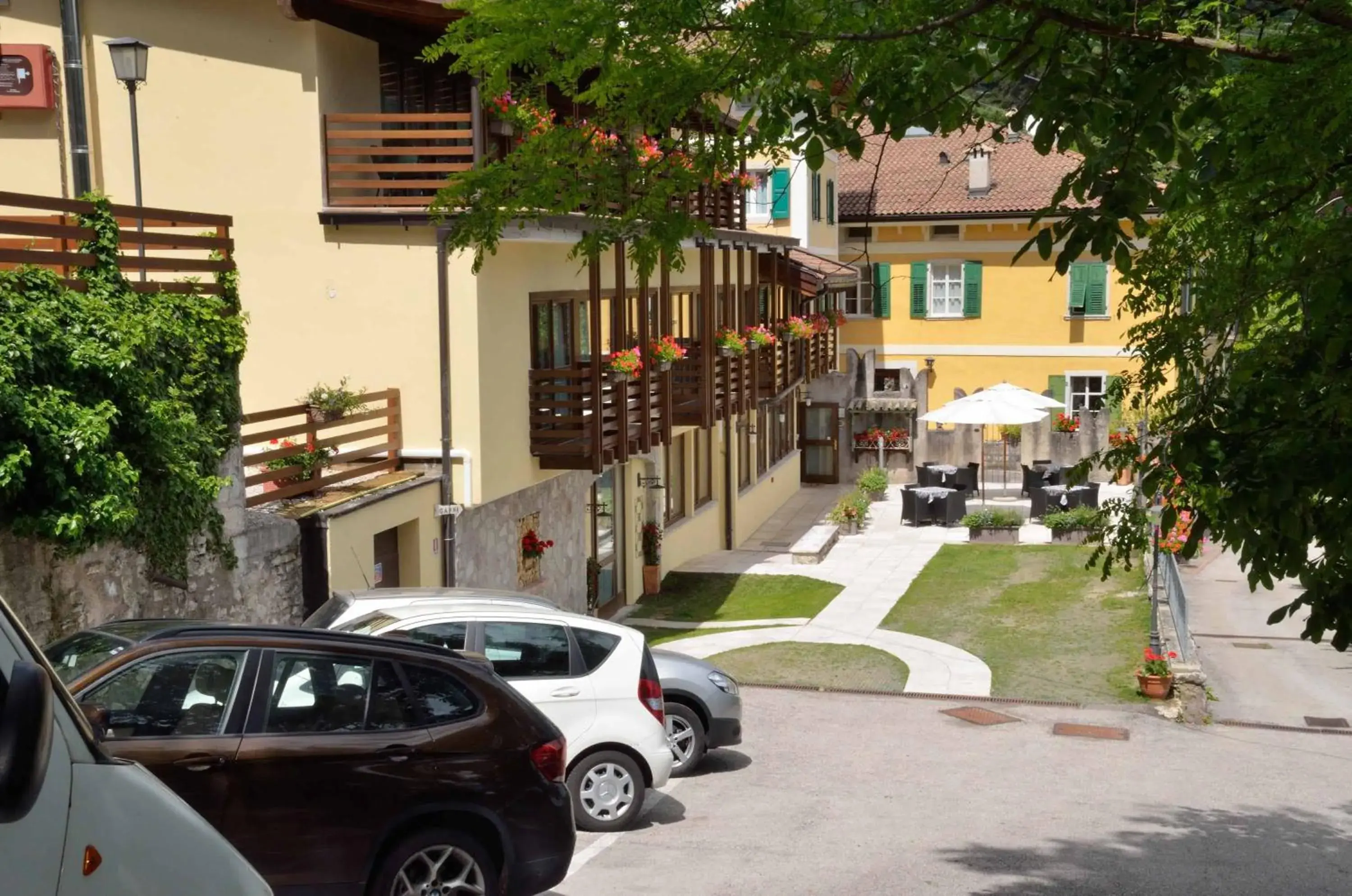 Facade/entrance, Property Building in Garnì San Giorgio Della Scala