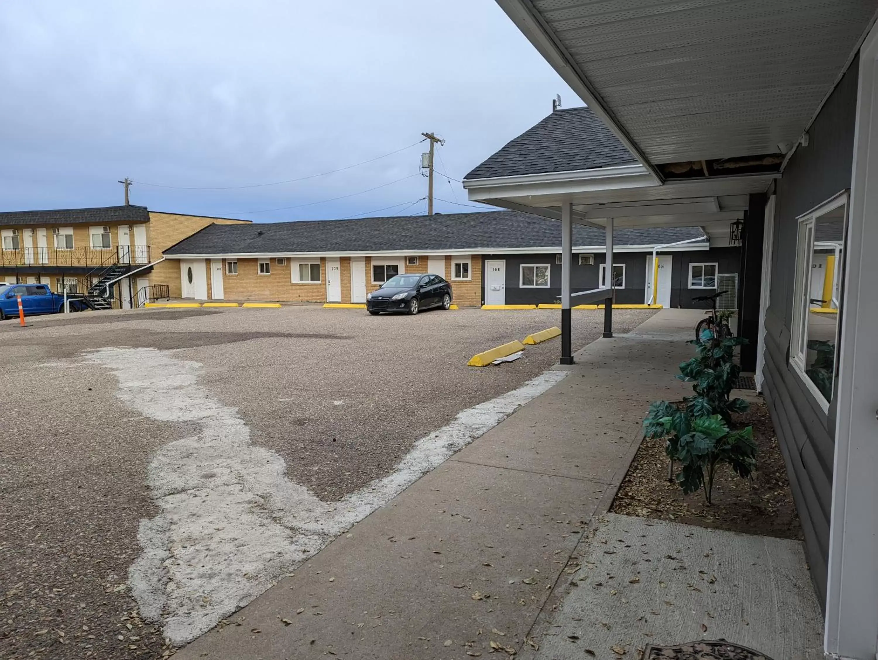 Property Building in Riverside Motel