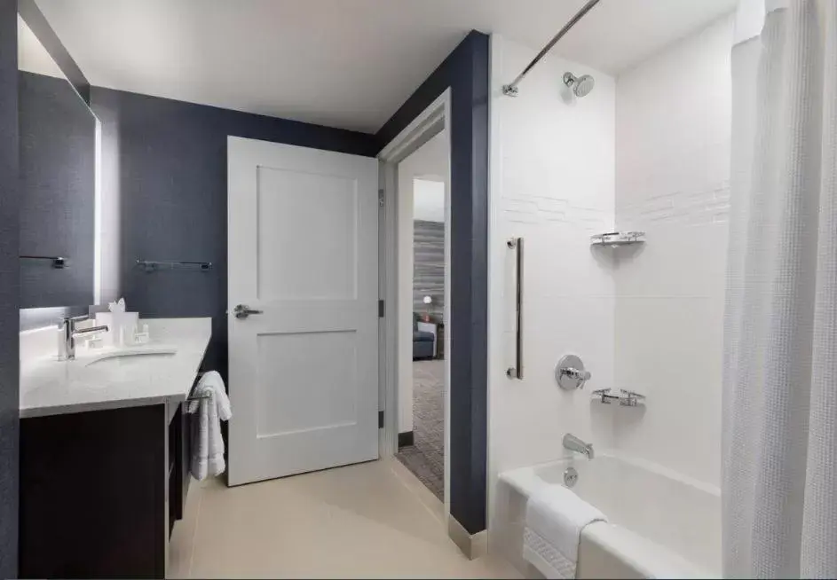 Bathroom in Residence Inn by Marriott New Haven Hamden