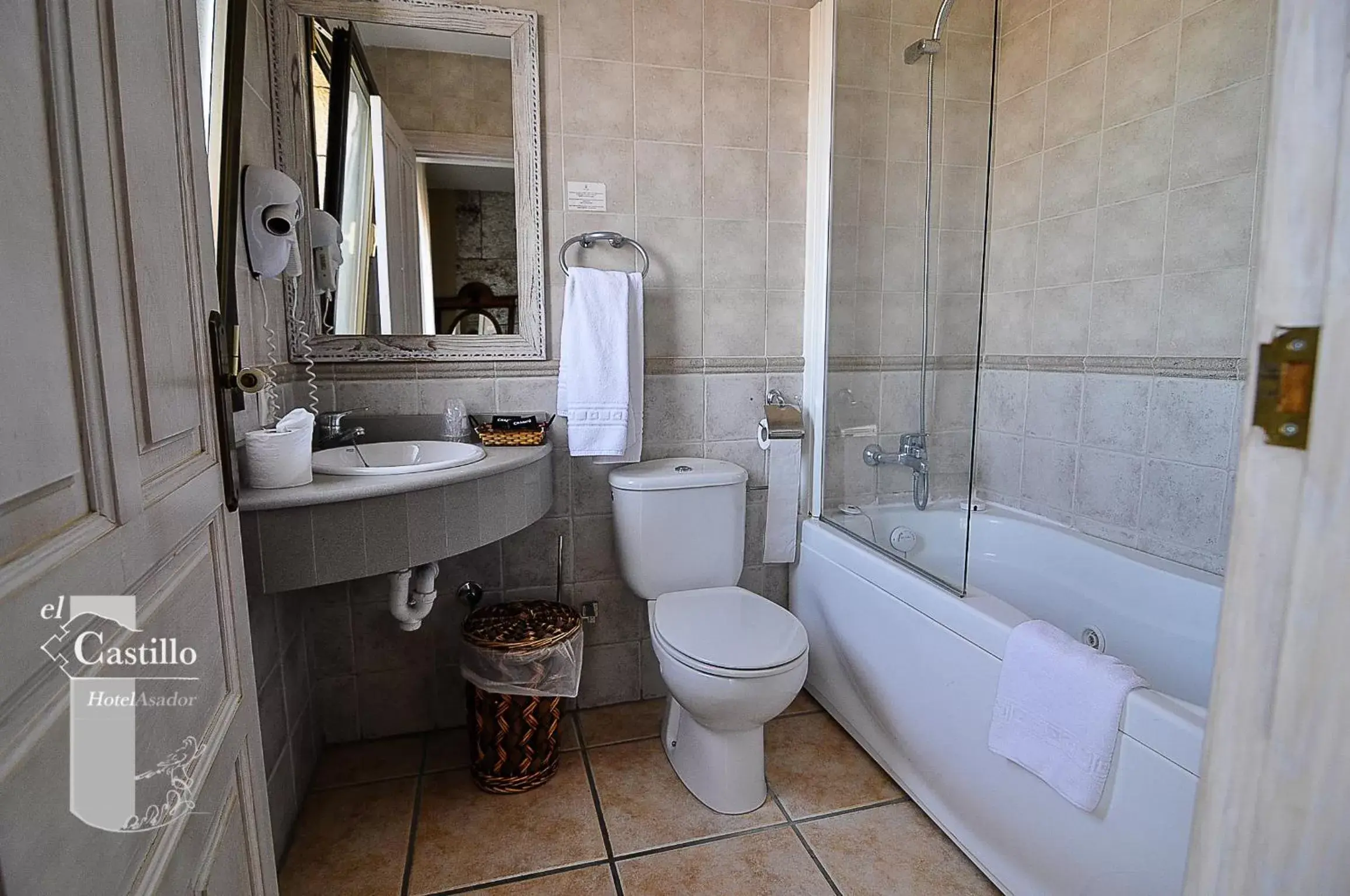 Bathroom in Hotel Rural el Castillo