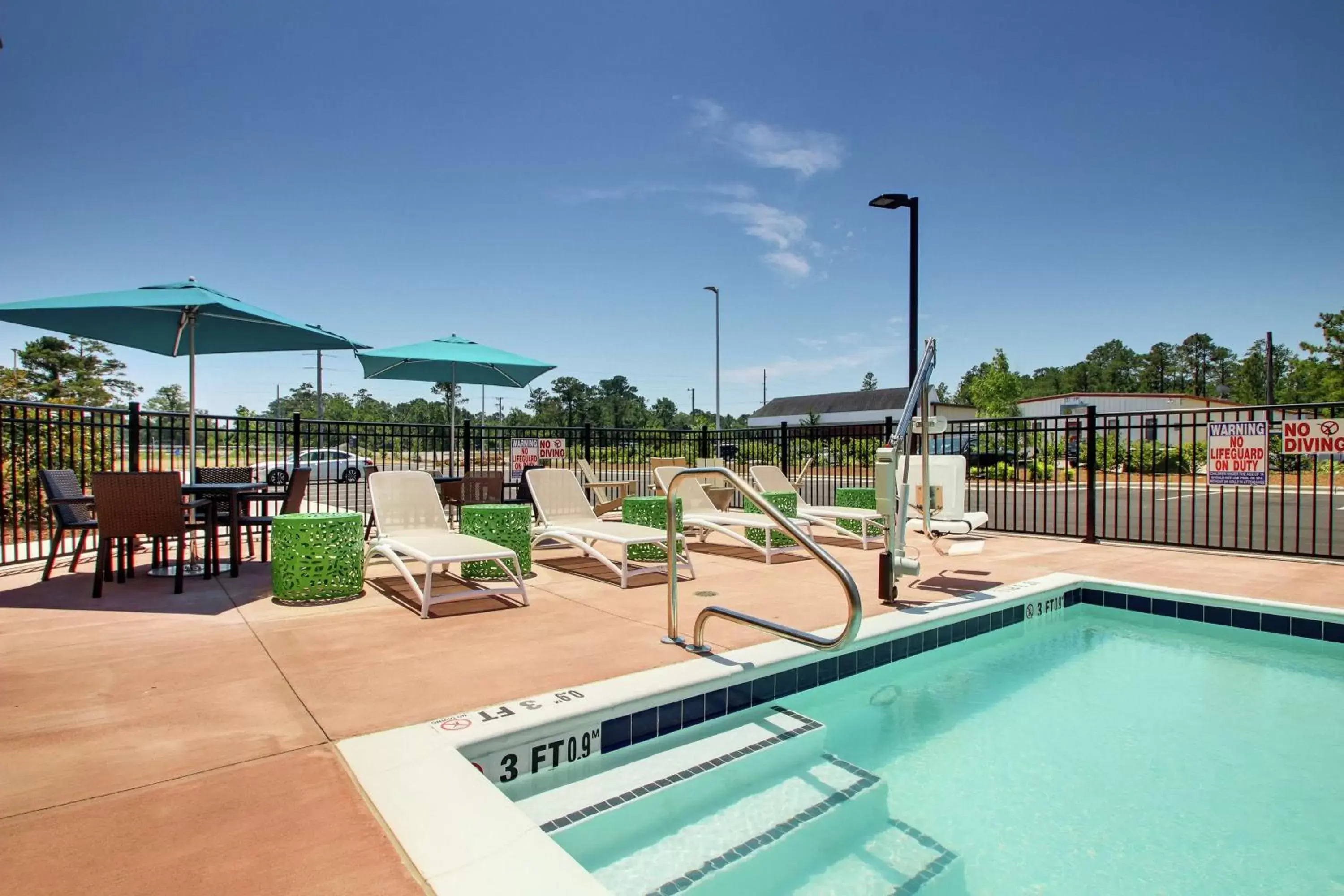 Pool view in Hampton Inn & Suites By Hilton Southport Pool view in Hampton Inn & Suites By Hilton Southport