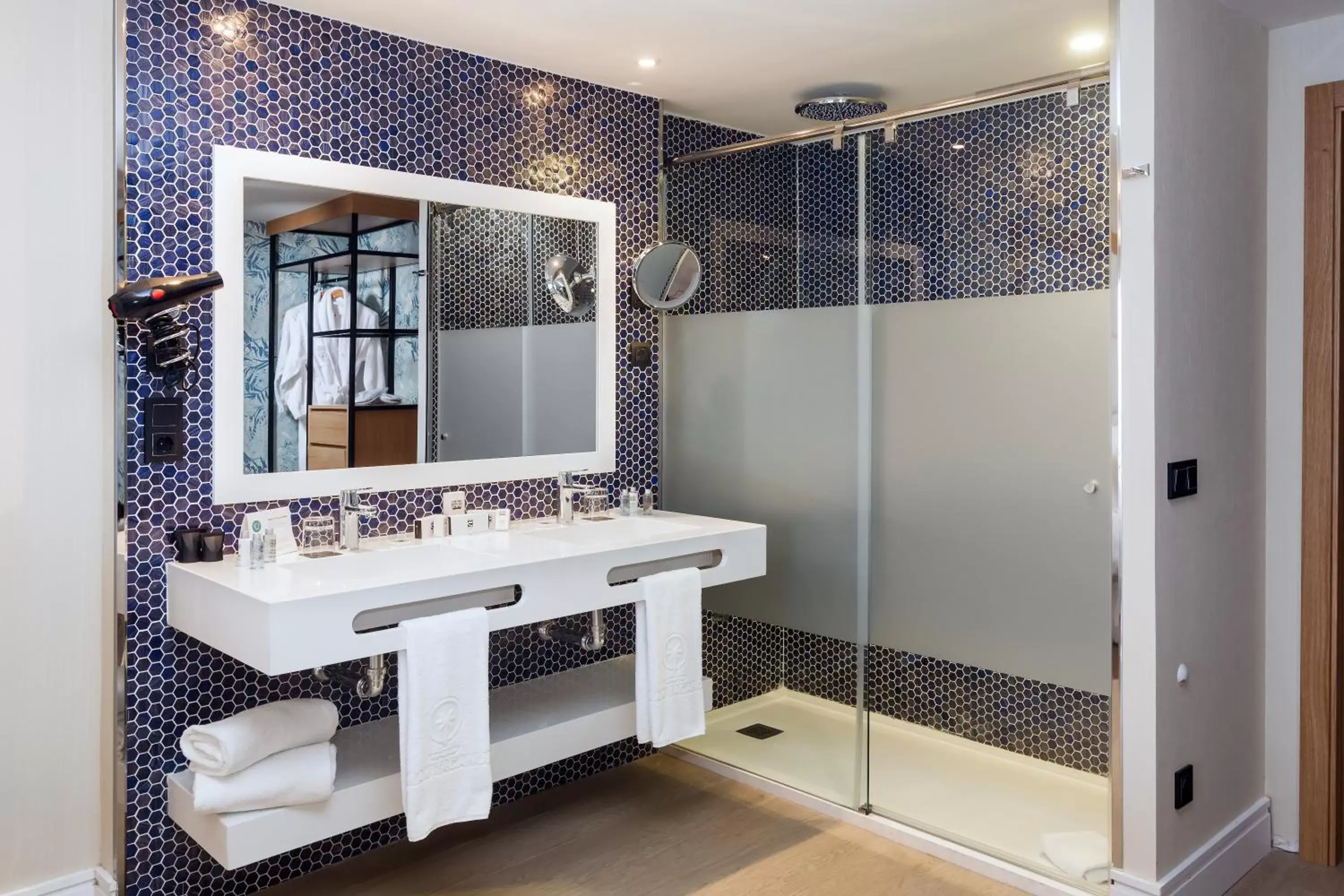 Shower, Bathroom in Gran Tacande Wellness & Relax Costa Adeje