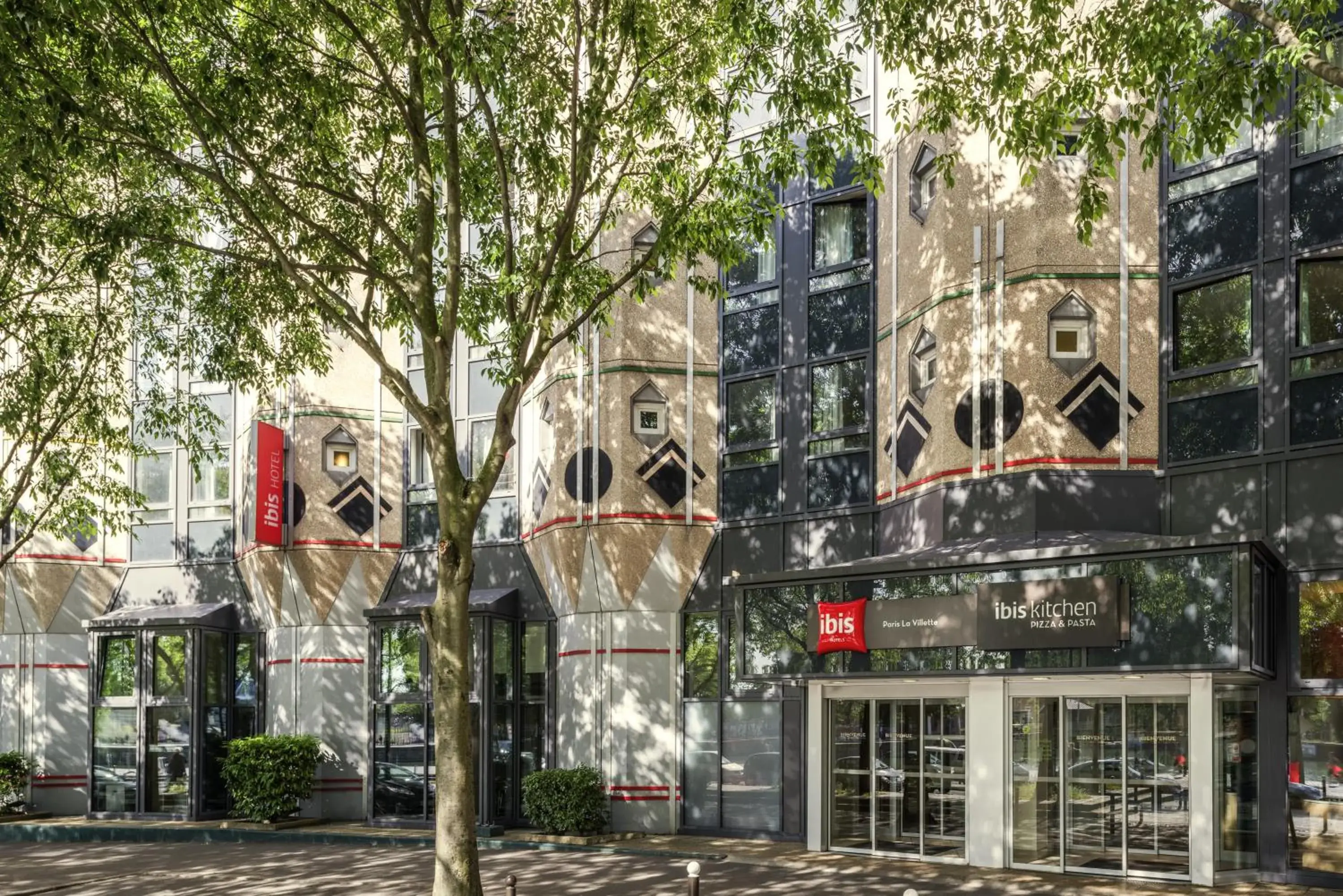 Facade/entrance, Property Building in ibis Paris La Villette Cité des Sciences