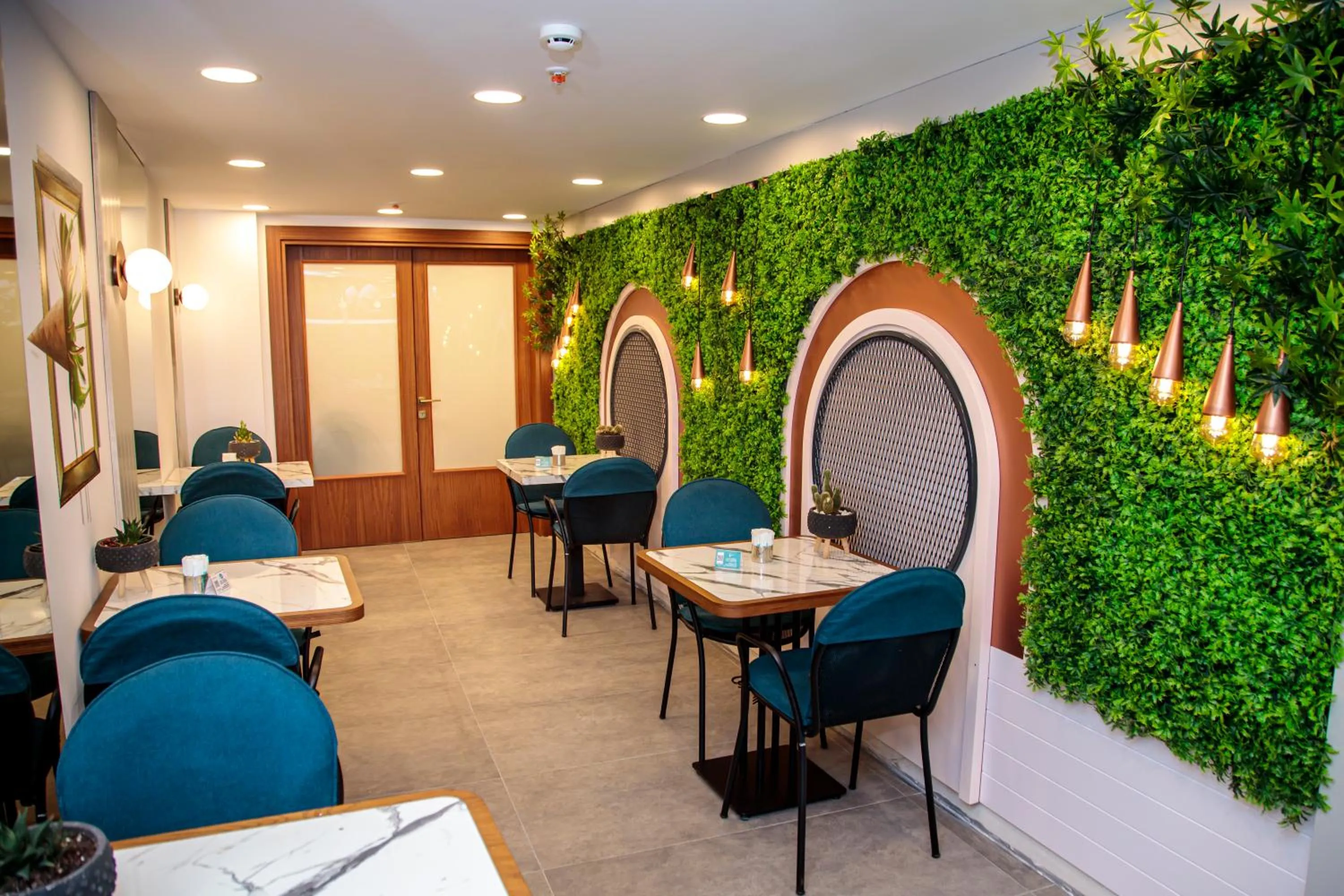 Restaurant/places to eat in Dosso Dossi Hotels Yenikapı