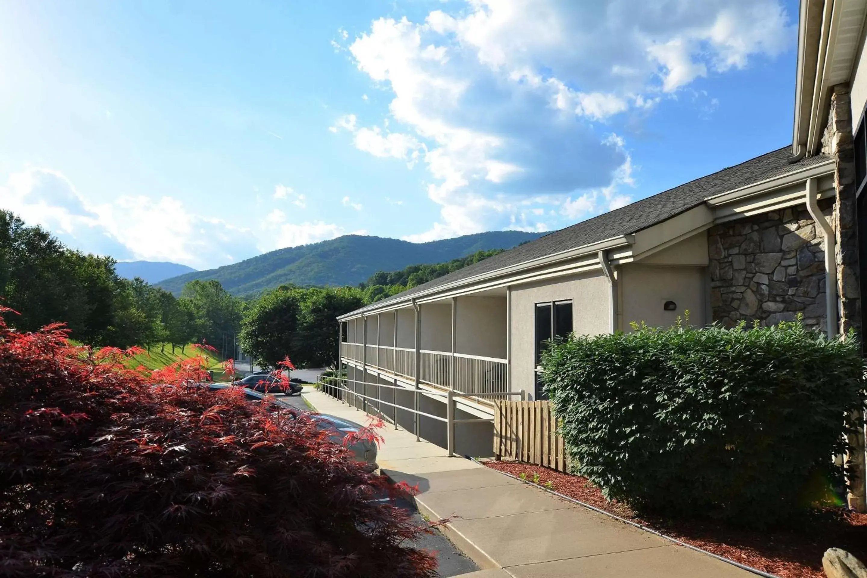 Property building in Quality Inn Cherokee Property building in Quality Inn Cherokee