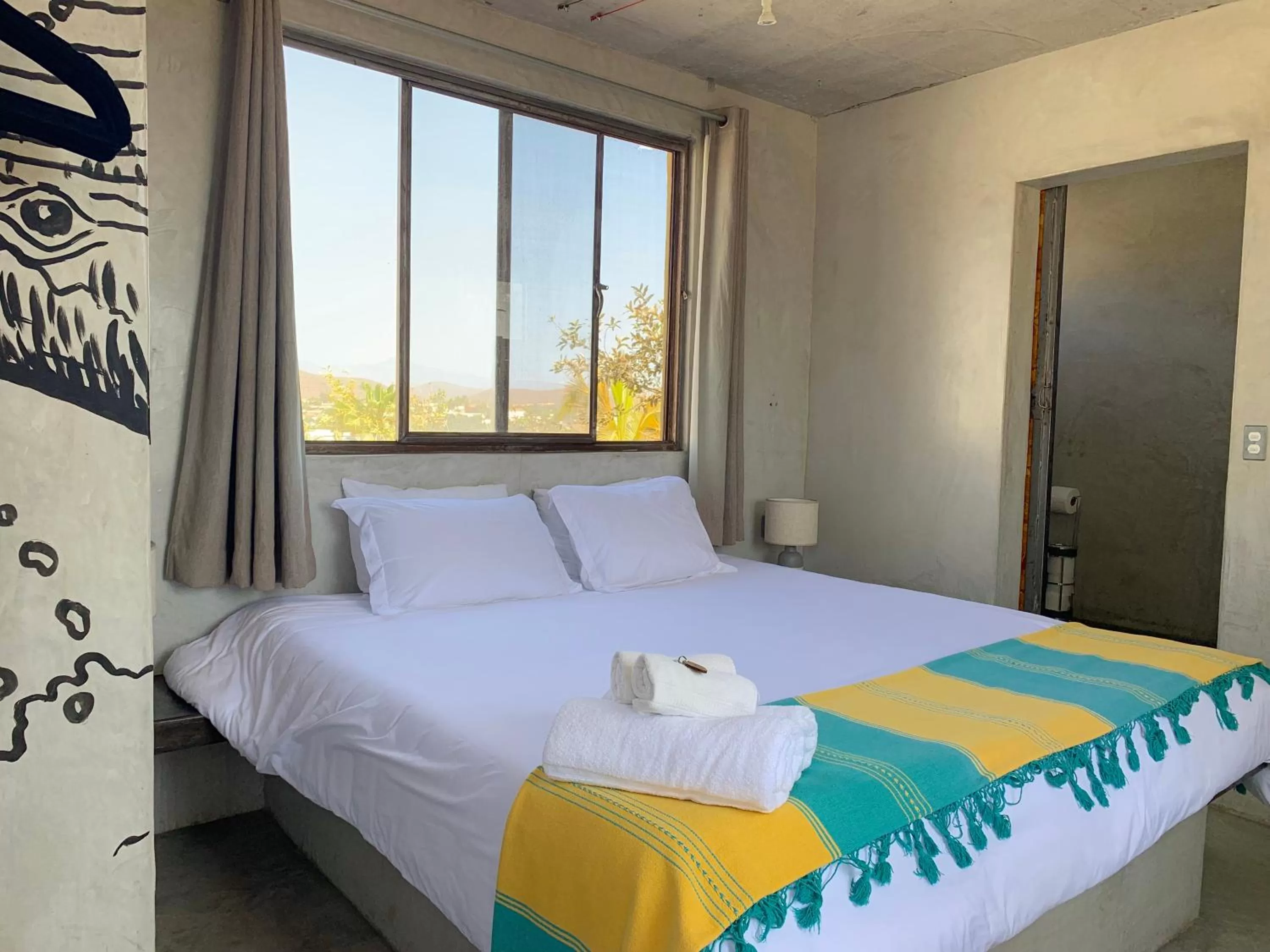 Bedroom, Bed in Perro Surfero Hotel