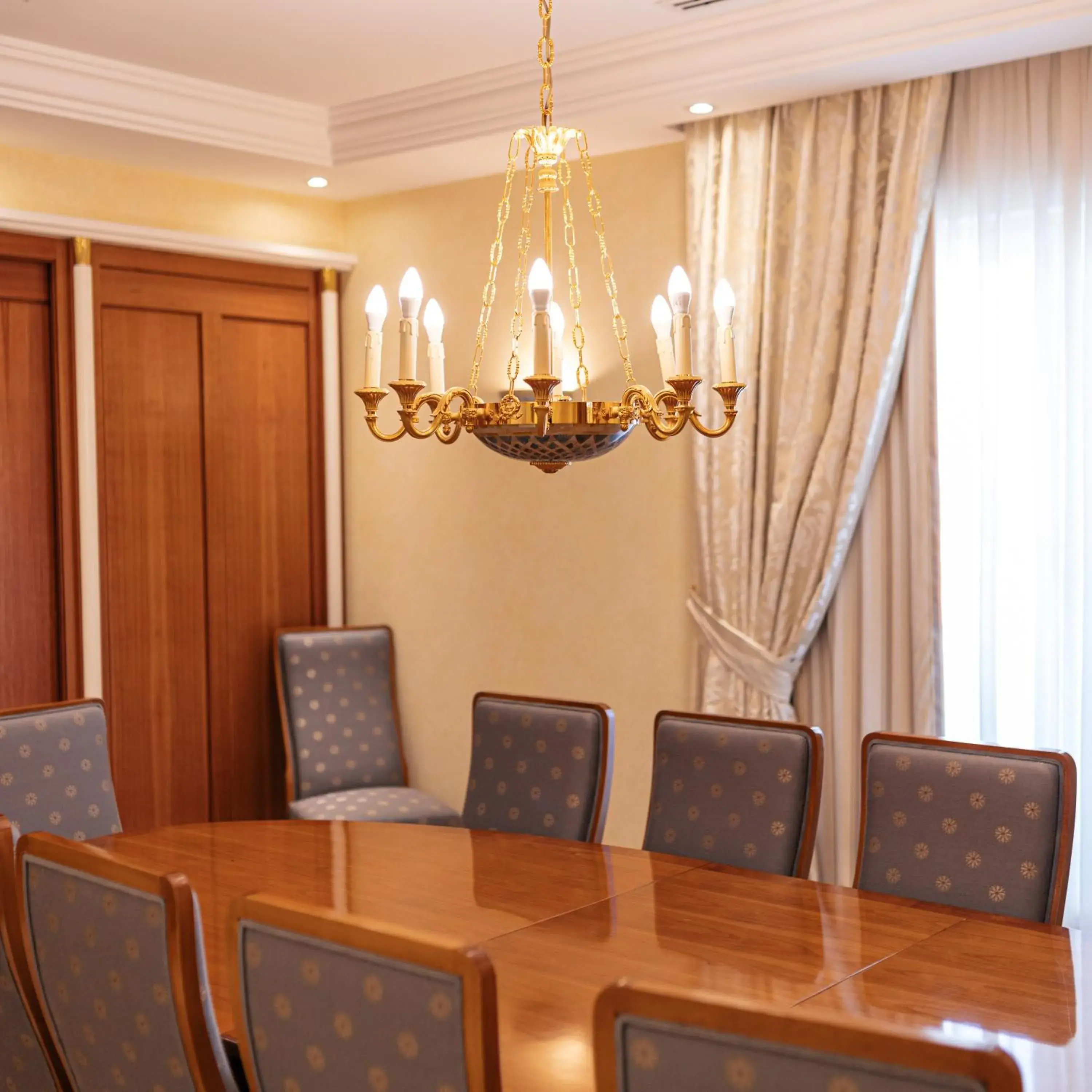 Meeting/conference room, Dining Area in Atli Hotel Ankara