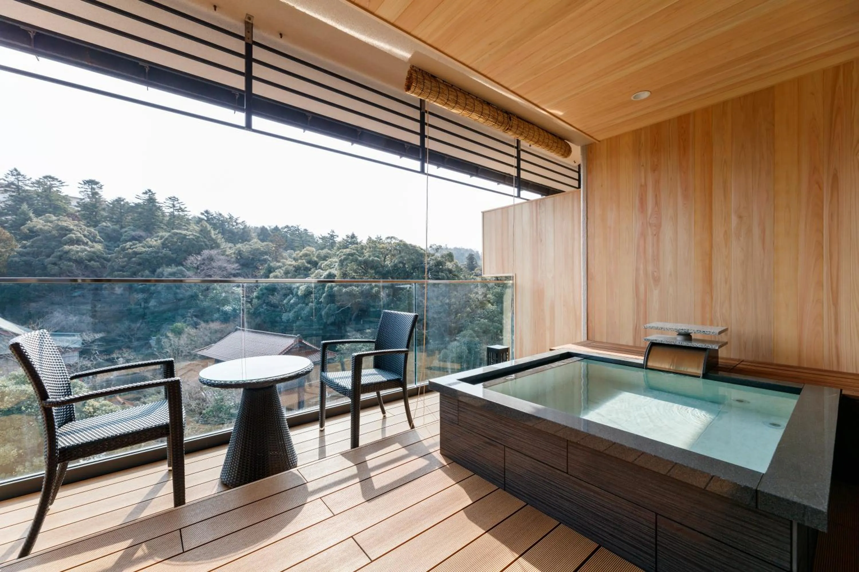 Hot Spring Bath in Tachibana Shikitei