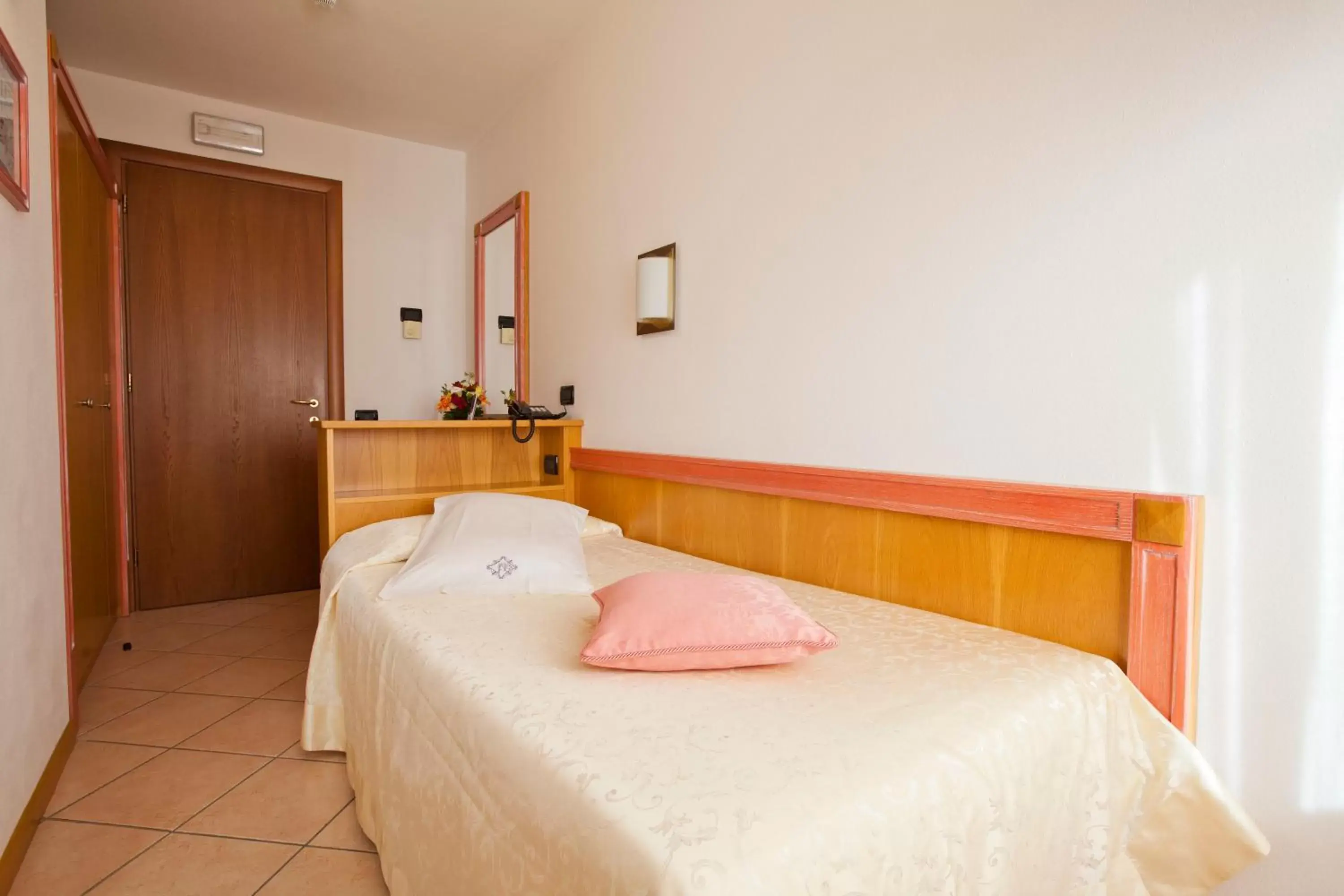 Single Room - single occupancy in Hotel Ambra Single Room - single occupancy in Hotel Ambra