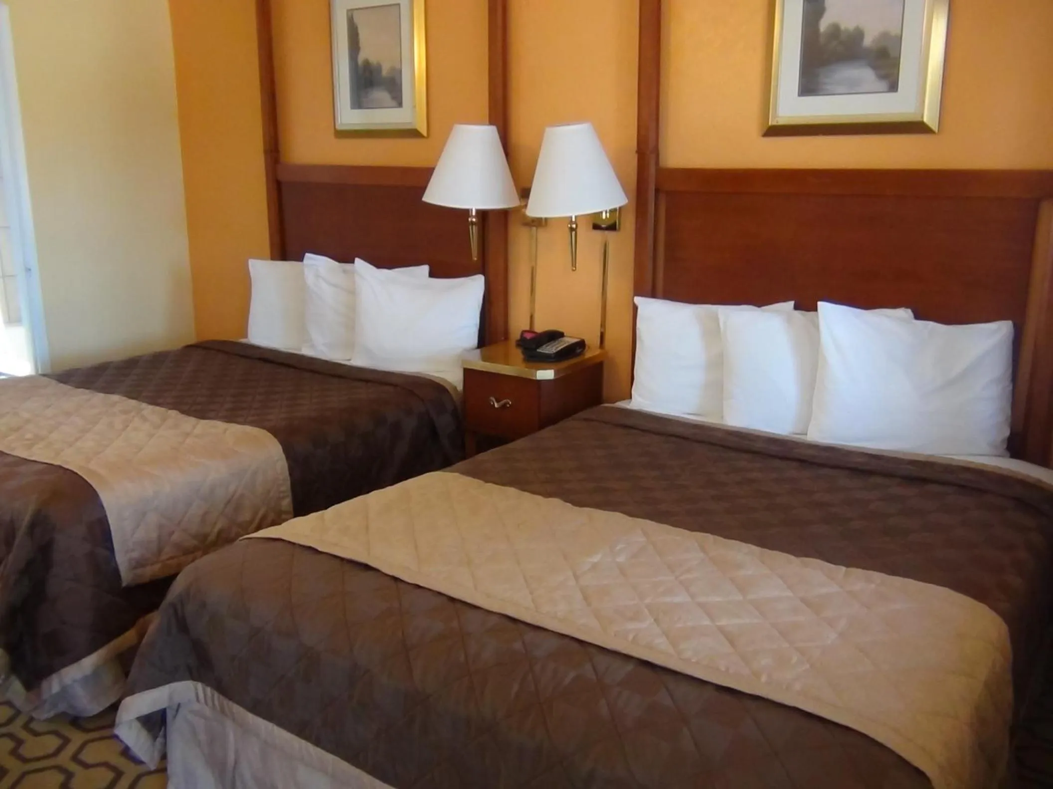 Triple Room - Non-Smoking in Alpine Inn & Spa