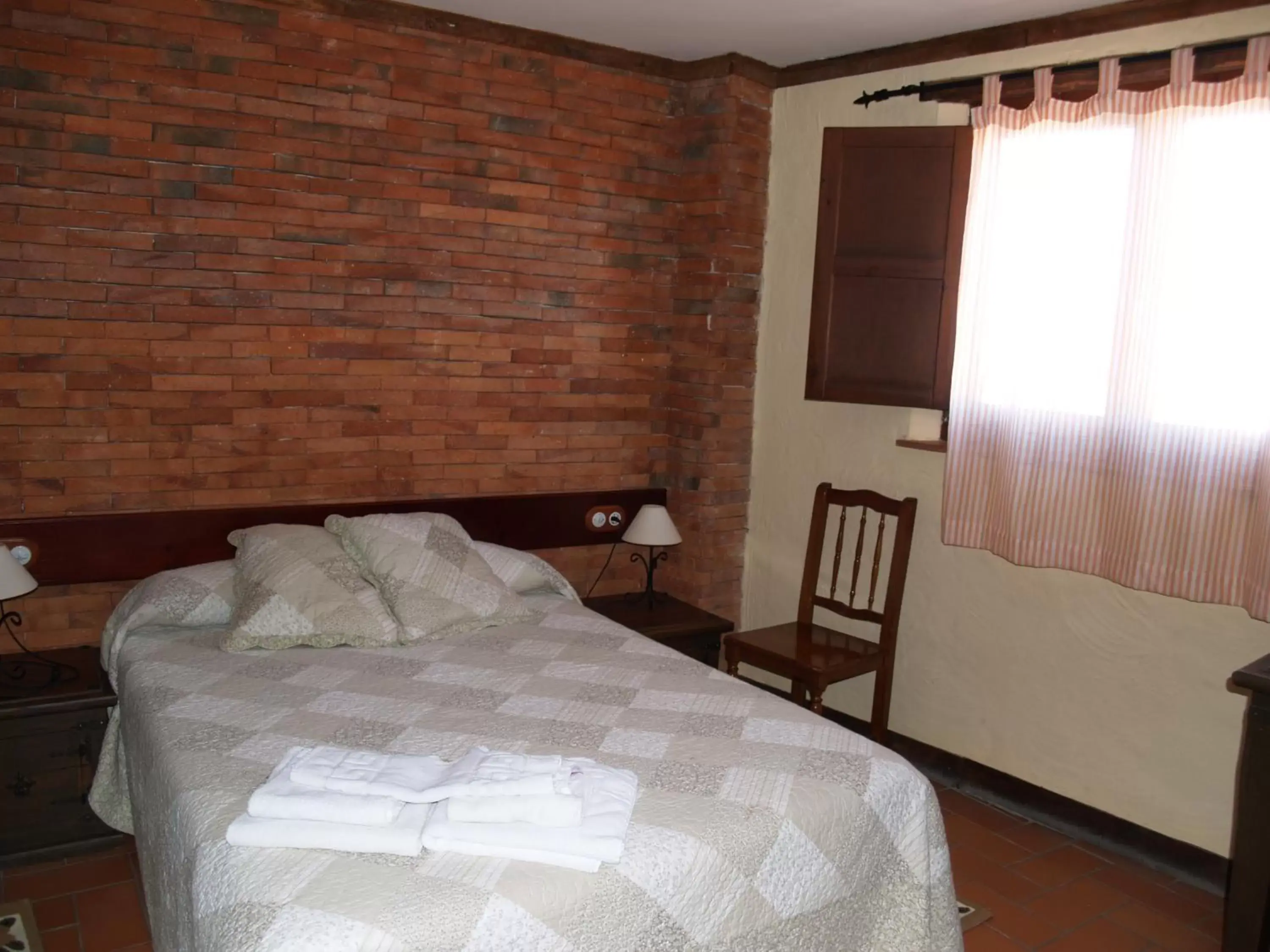 Junior Suite with Spa Bath (1 Adult) in Hotel Rural El Rocal