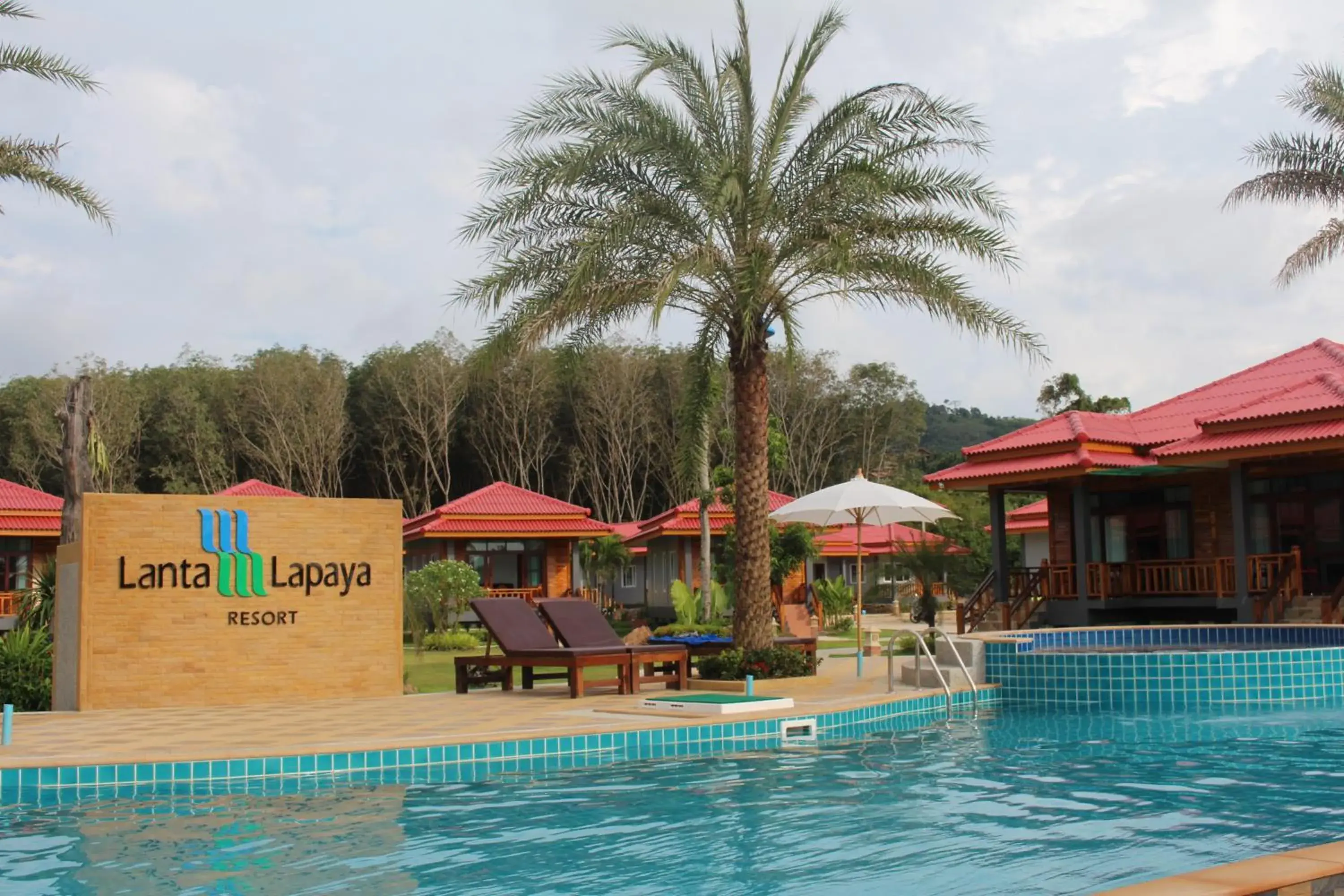 Natural landscape, Swimming Pool in Lanta Lapaya Resort