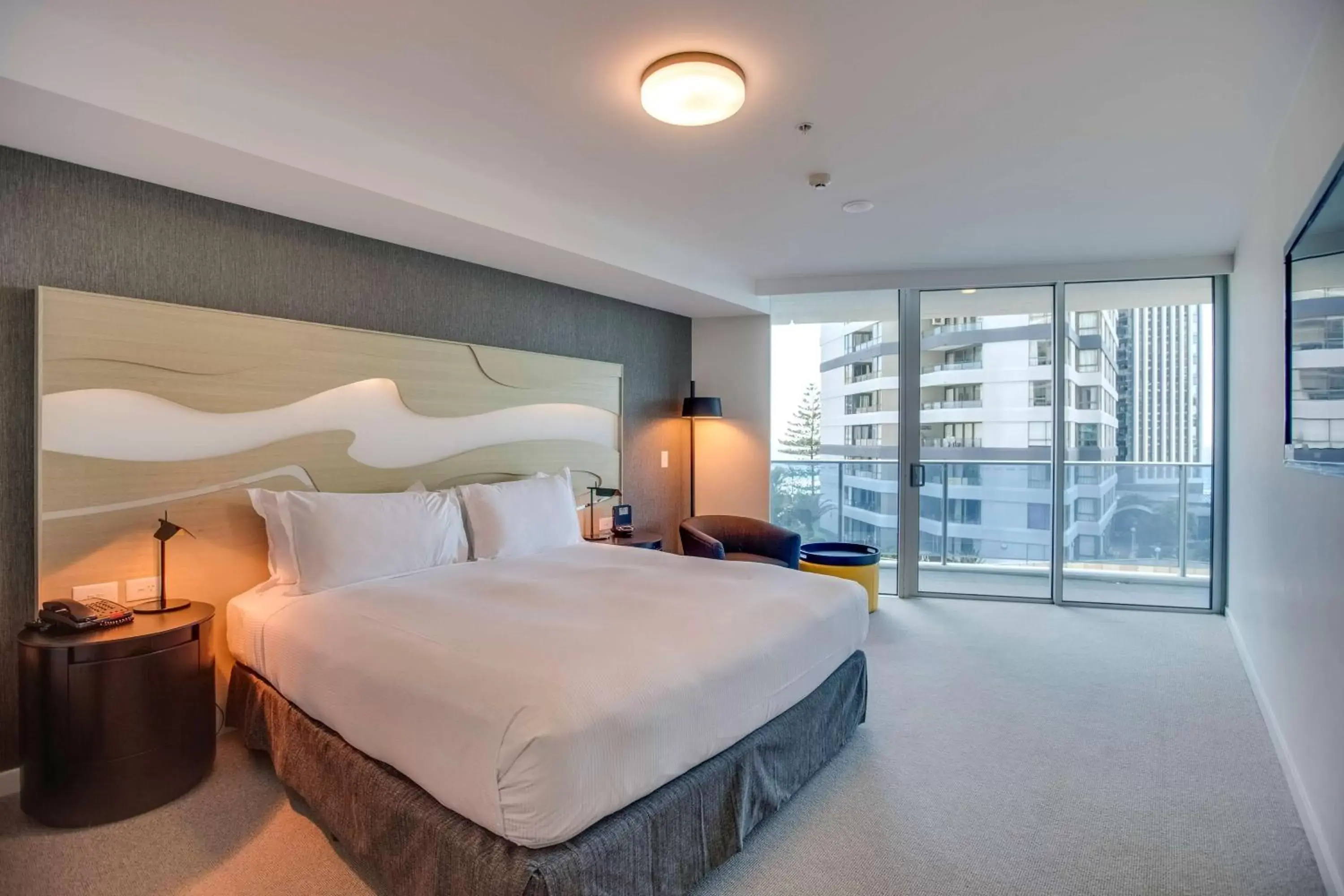 Bed in Hilton Surfers Paradise Hotel & Residences