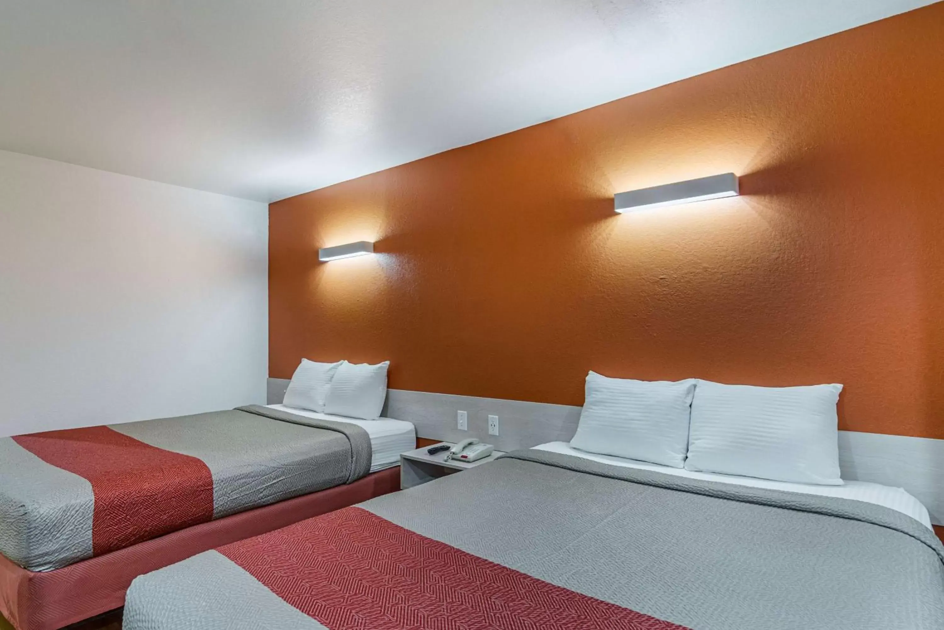 Photo of the whole room, Bed in Motel 6-Mcalester, OK Photo of the whole room, Bed in Motel 6-Mcalester, OK