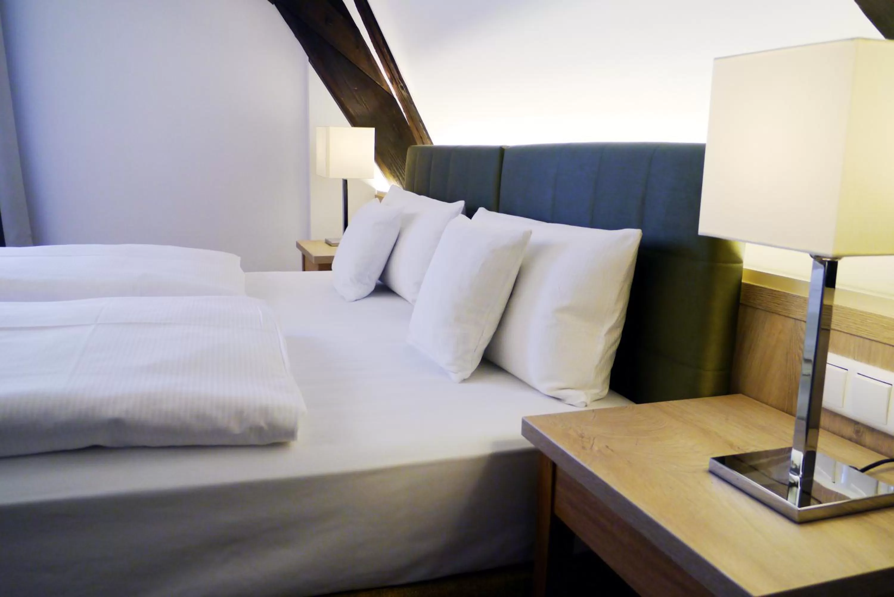 Photo of the whole room, Bed in Das Brunners